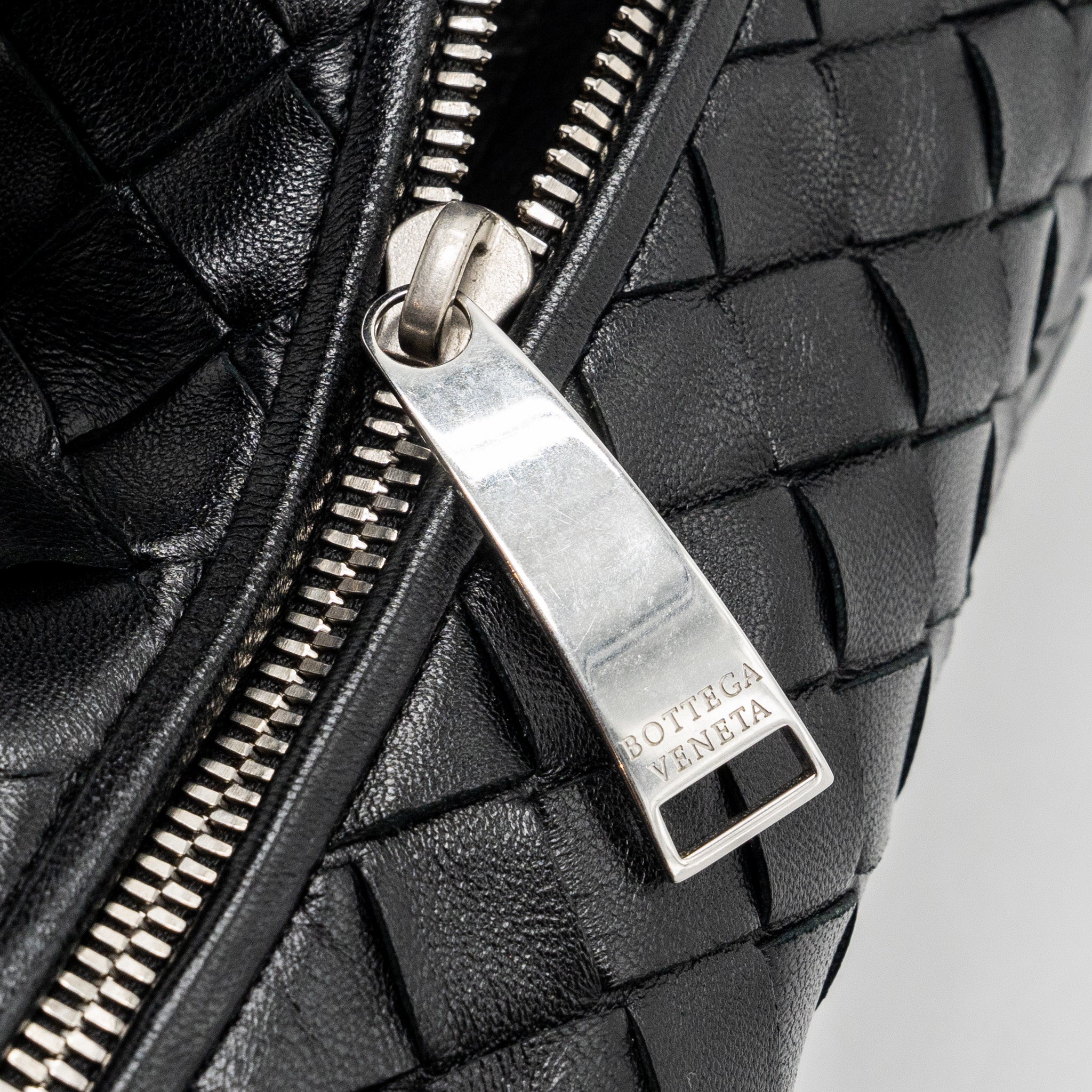 BOTTEGA VENETA SMALL JODIE LAMBSKIN BLACK SHW
