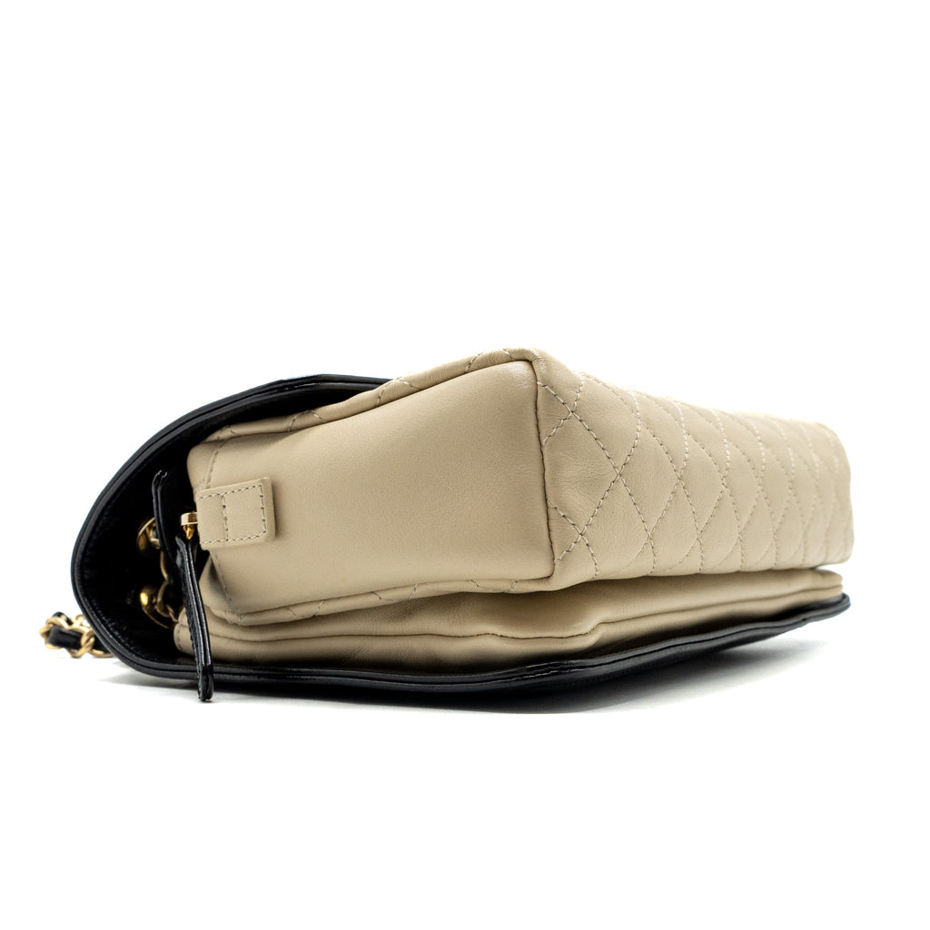 CHANEL MEDIUM IN THE MIX FLAP BAG LEATHER BLACK/BEIGE/CREAM GHW