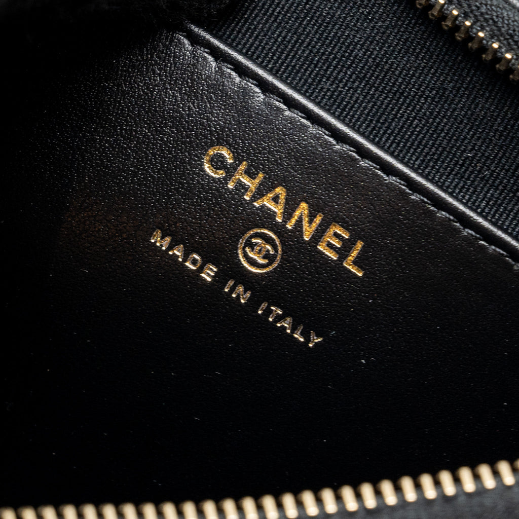 CHANEL 23K SMALL HOBO SHOULDER BAG CALFSKIN BLACK GHW (MICROCHIP)