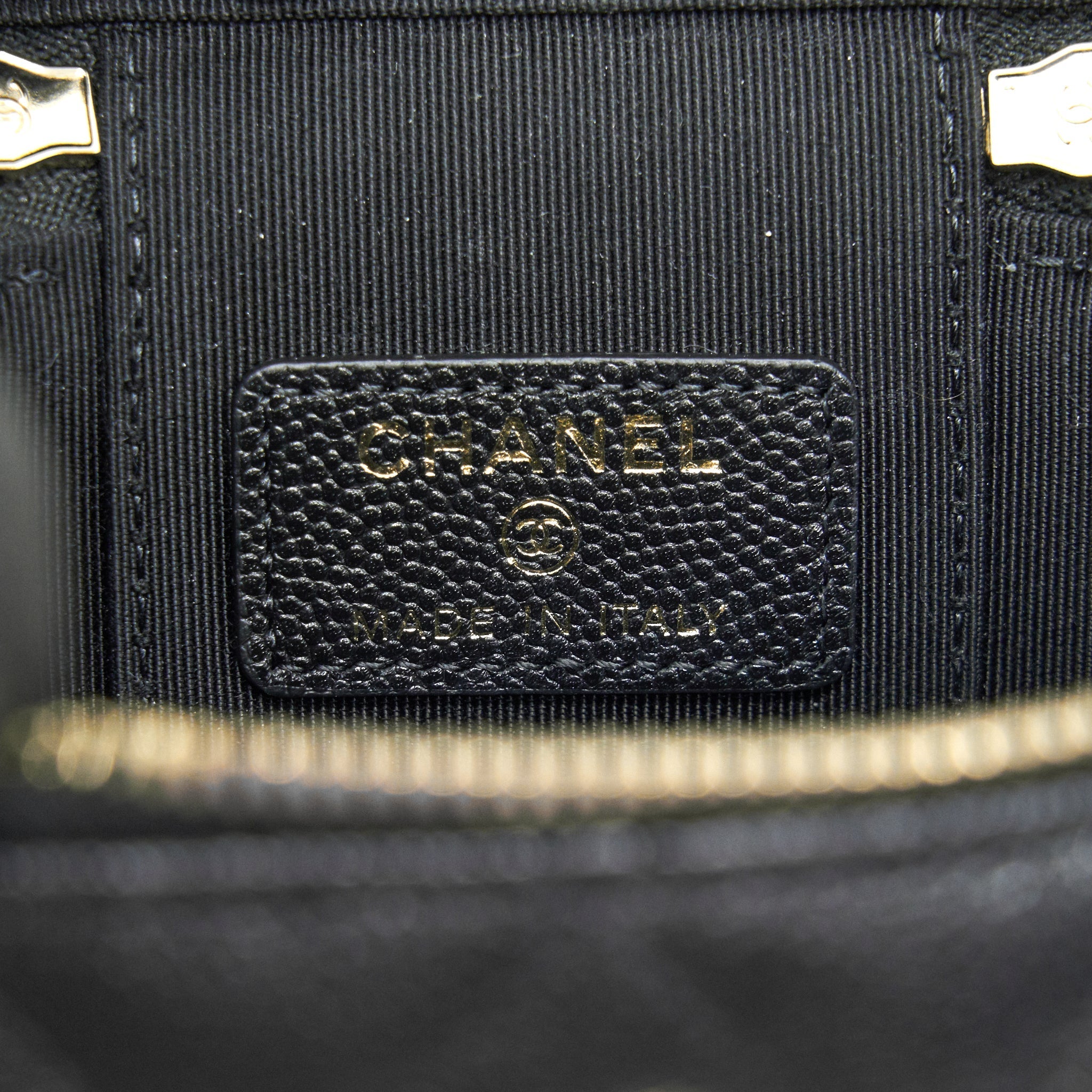 CHANEL SMALL VANITY CLUTCH WITH CHAIN WITH CC PEARL CAVIAR BLACK LGHW