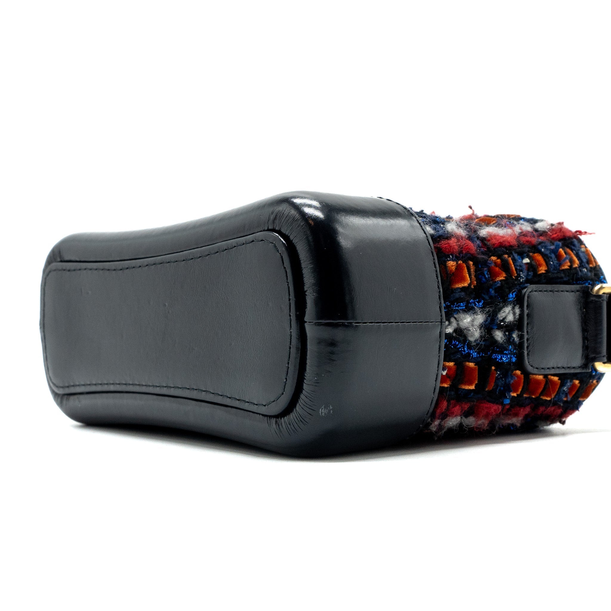 CHANEL SMALL GABRIELLE HOBO BAG TWEED/CALFSKIN MULTICOLOUR / MULTICOLOUR HARDWARE