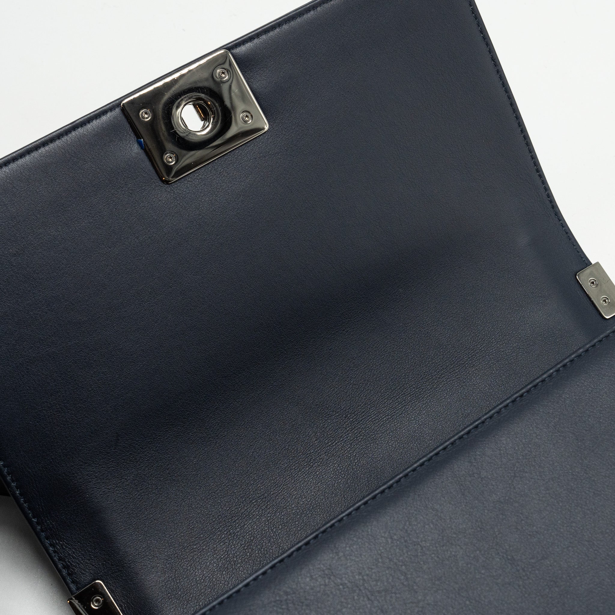 CHANEL MEDIUM BOY BAG CALFSKIN NAVY SHW