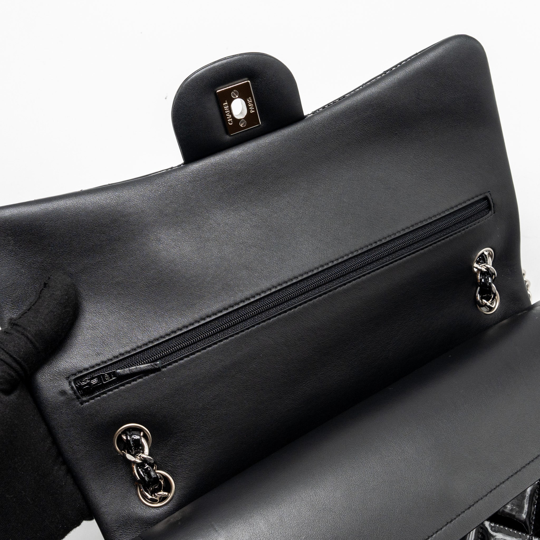 CHANEL JUMBO CLASSIC DOUBLE FLAP BAG PATENT BLACK SHW