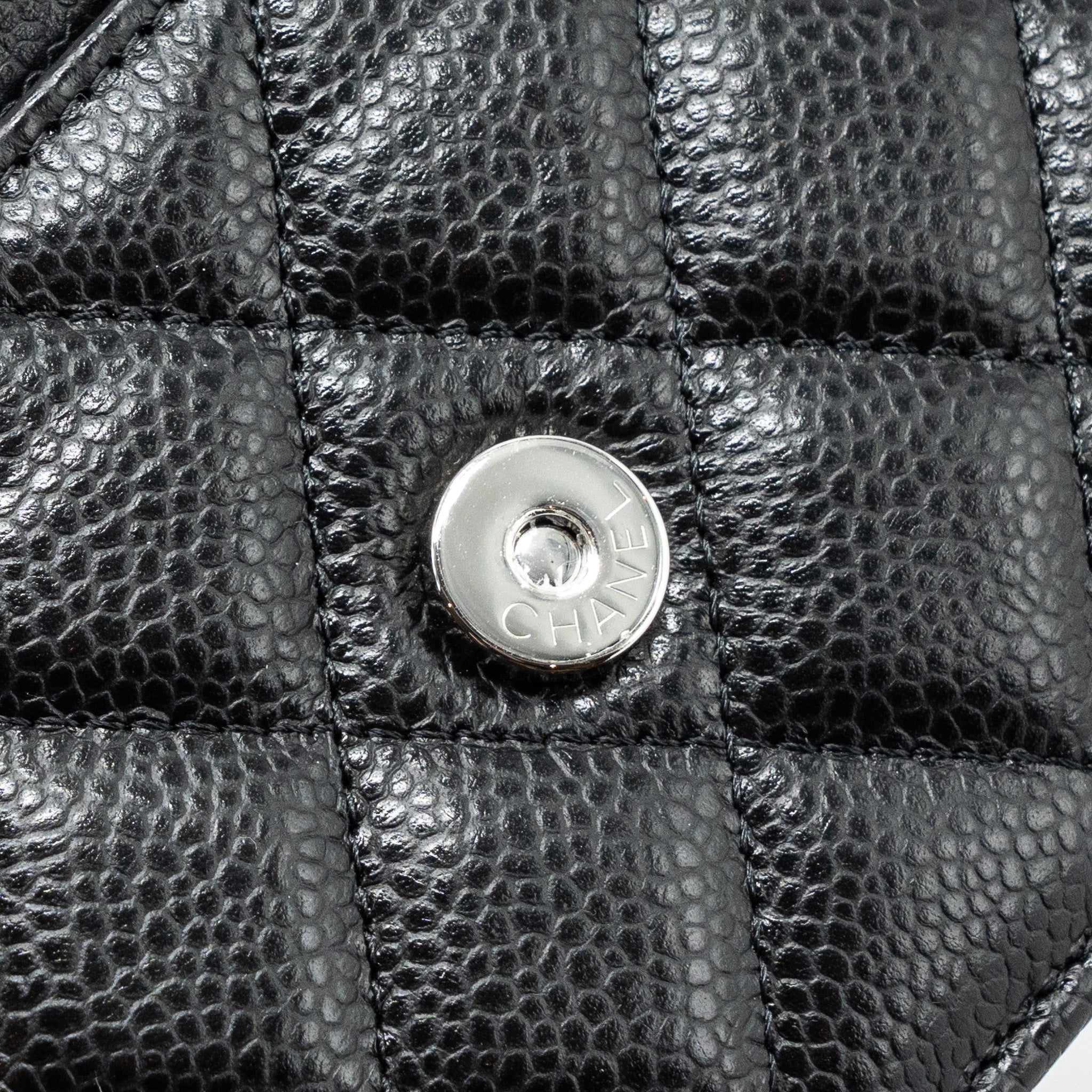 CHANEL CLASSIC WALLET ON CHAIN CAVIAR BLACK SHW (MICROCHIP)