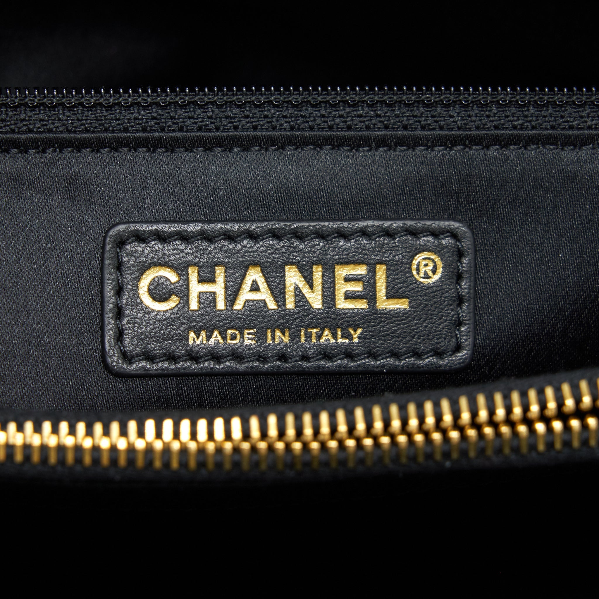 CHANEL GRAND SHOPPING TOTE BAG CAVIAR BLACK GHW