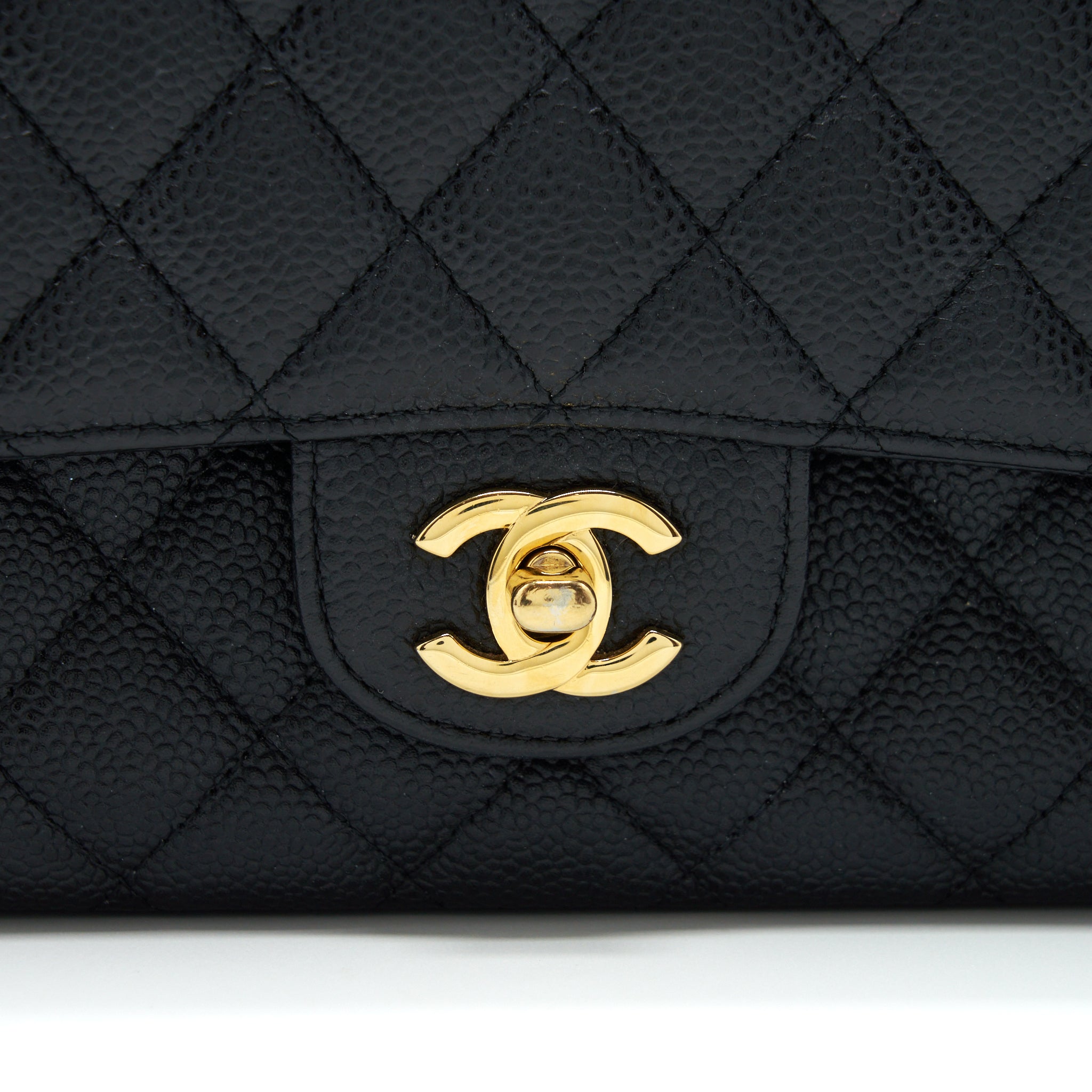 CHANEL MEDIUM CLASSIC DOUBLE FLAP BAG CAVIAR BLACK GHW
