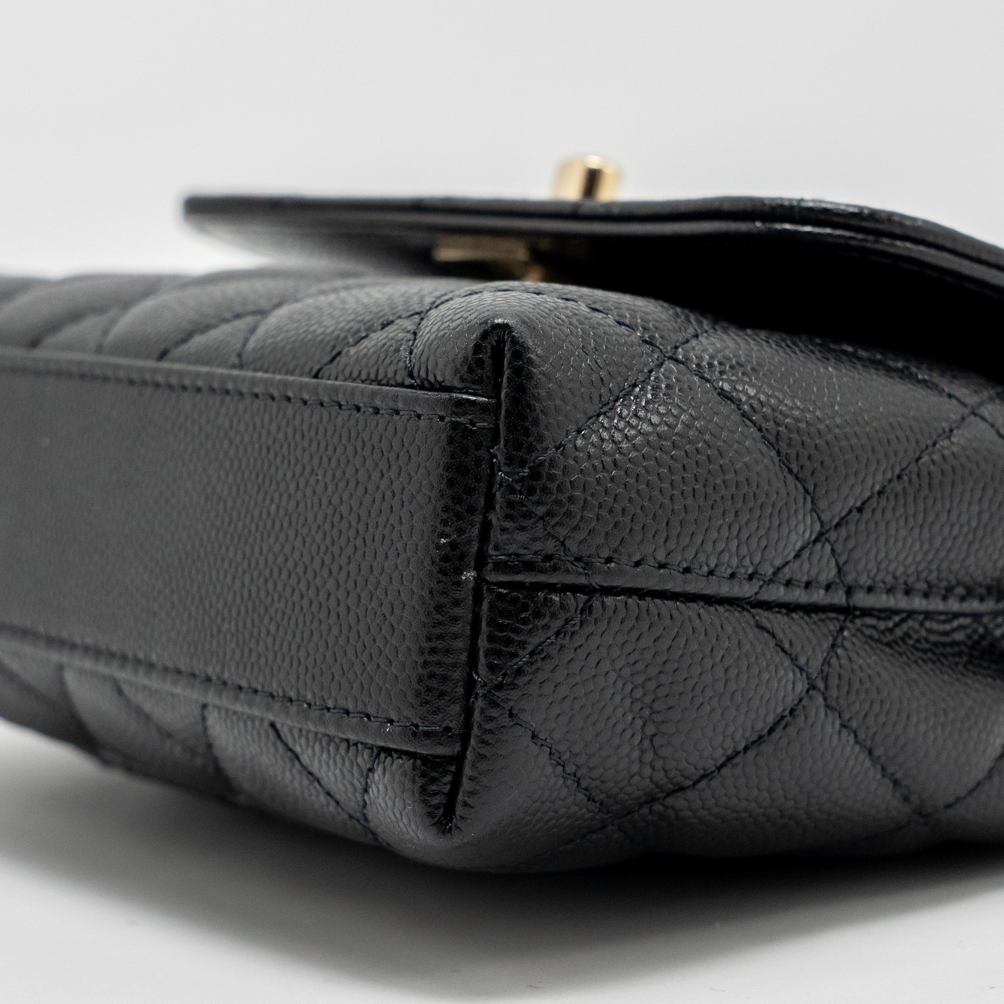 CHANEL COCO HANDLE CLUTCH WITH CHAIN CAVIAR BLACK LGHW (MICROCHIP)