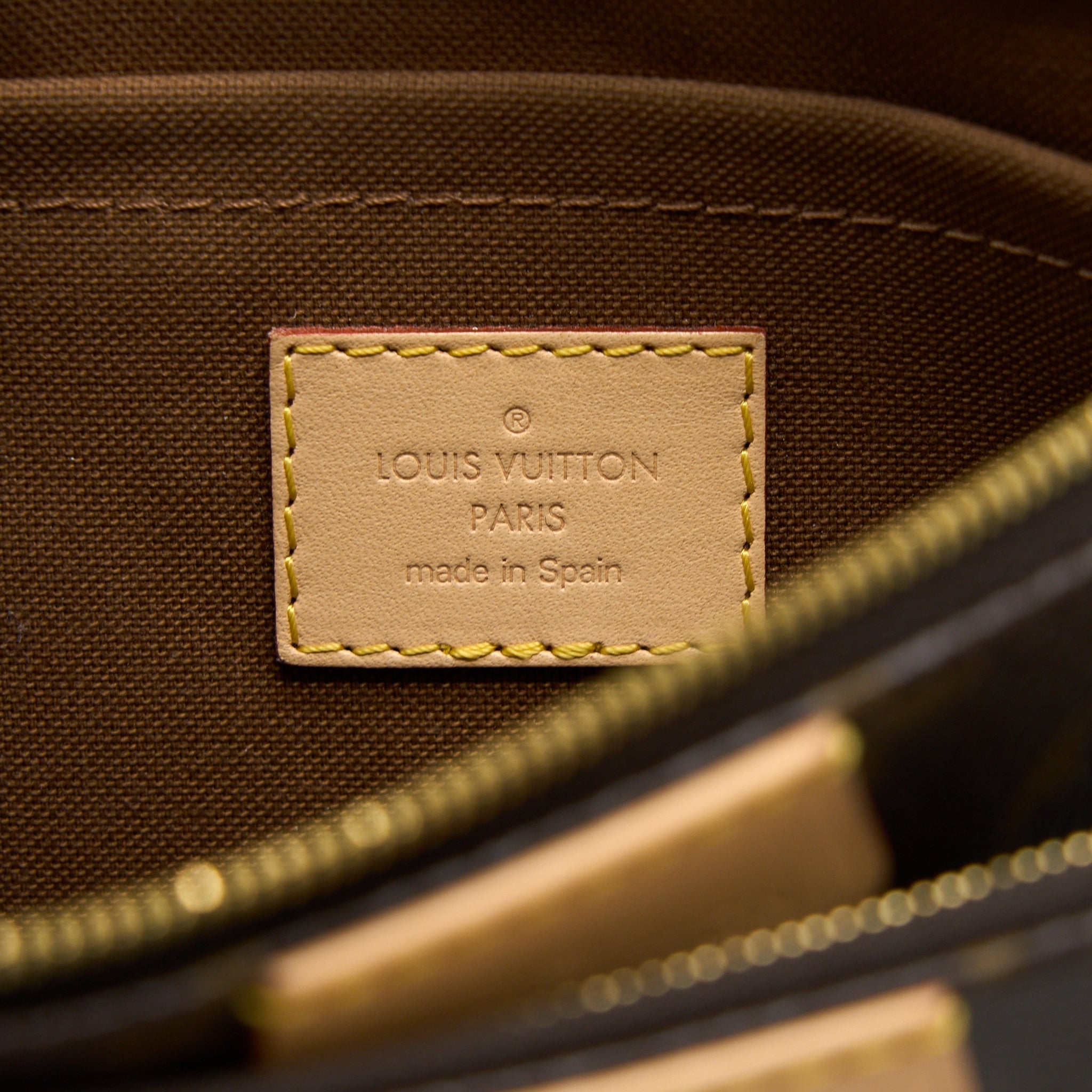 LOUIS VUITTON MULTI POCHETTE KHAKI STRAP MONOGRAM CANVAS GHW