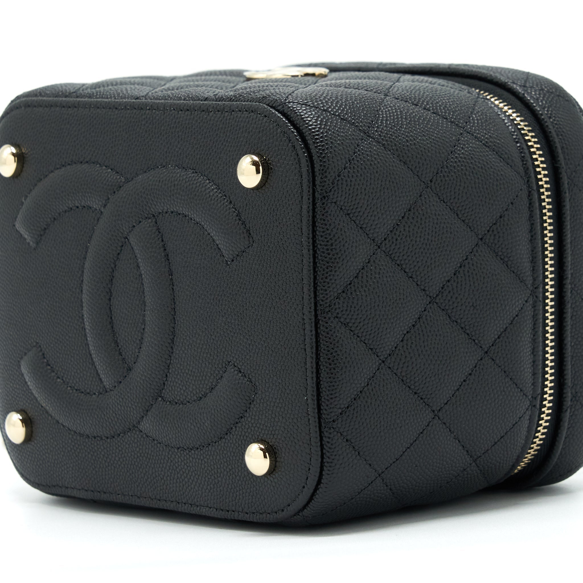 CHANEL 22S TOP HANDLE VANITY CAVIAR BLACK LGHW(MICROCHIP)
