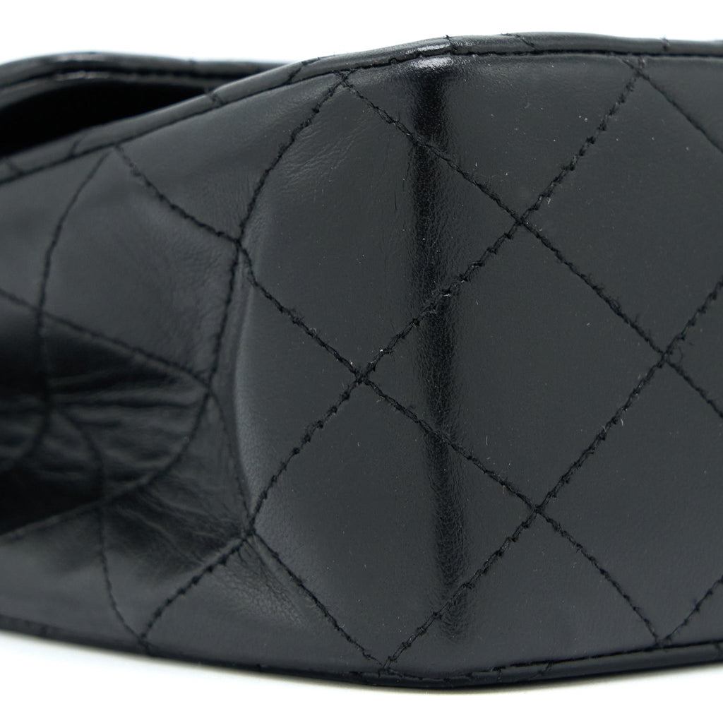 CHANEL VINTAGE MEDIUM FLAP BAG LAMBSKIN BLACK GHW