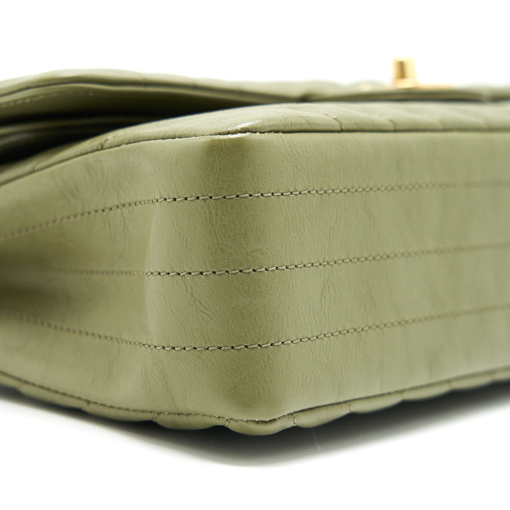 CHANEL CHEVRON MEDIUM CLASSIC DOUBLE FLAP BAG OLIVE-GREEN GHW