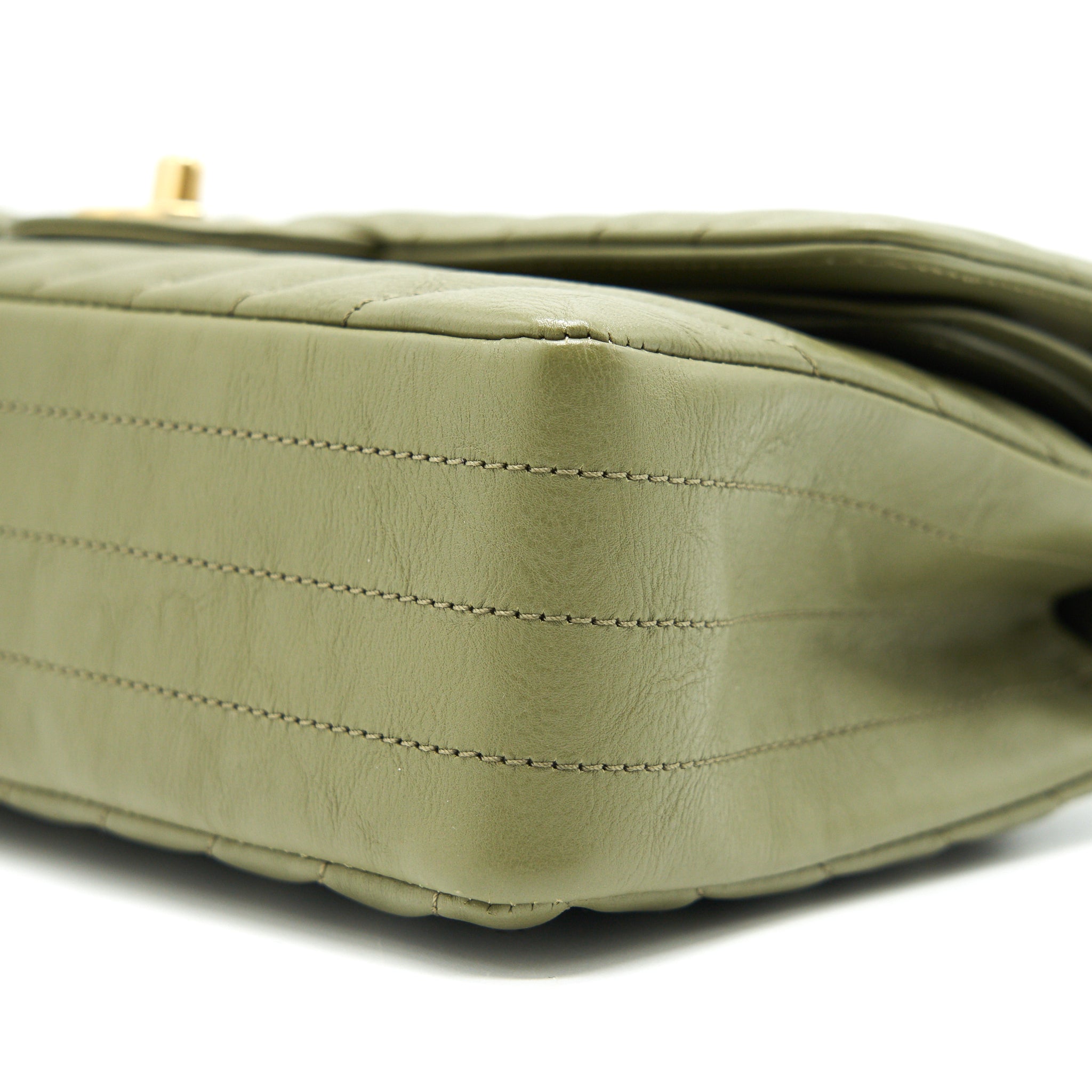 CHANEL CHEVRON MEDIUM CLASSIC DOUBLE FLAP BAG OLIVE-GREEN GHW