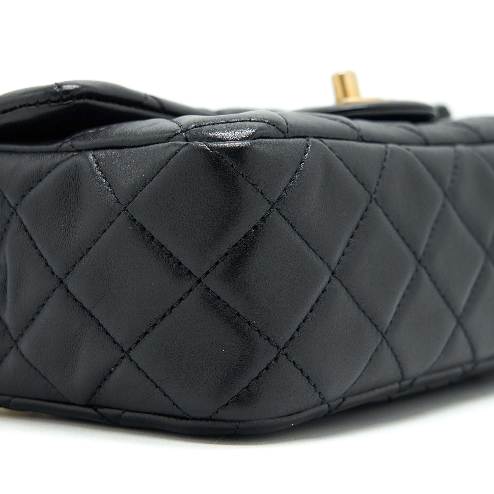 CHANEL 22C PEARL CRUSH MINI RECTANGULAR FLAP BAG LAMBSKIN BLACK GHW (MICROCHIP)