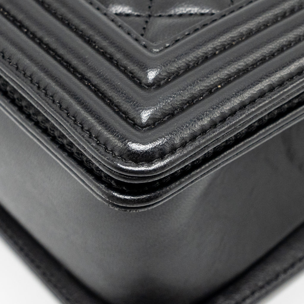 CHANEL MEDIUM BOY BAG LAMBSKIN BLACK RUTHENIUM SHW