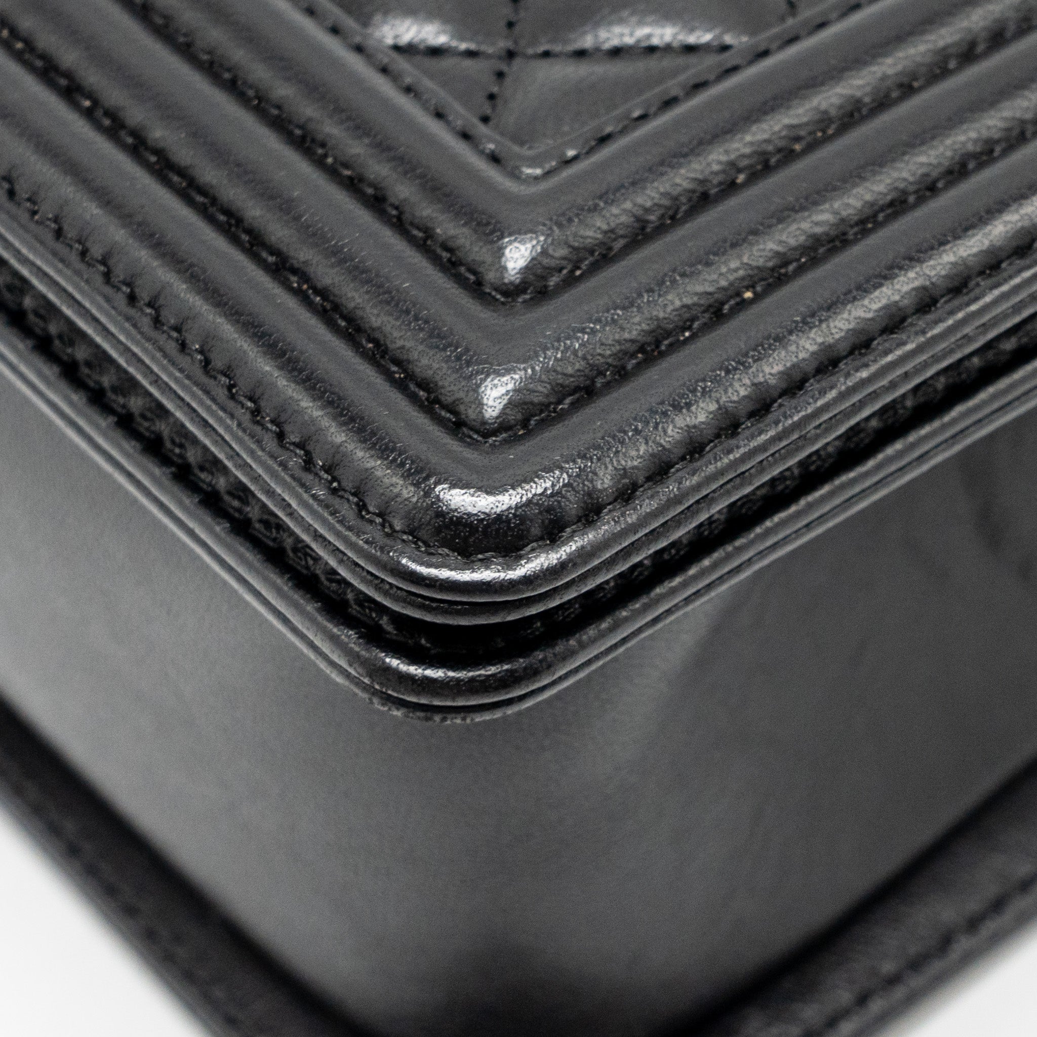 CHANEL MEDIUM BOY BAG LAMBSKIN BLACK RUTHENIUM SHW