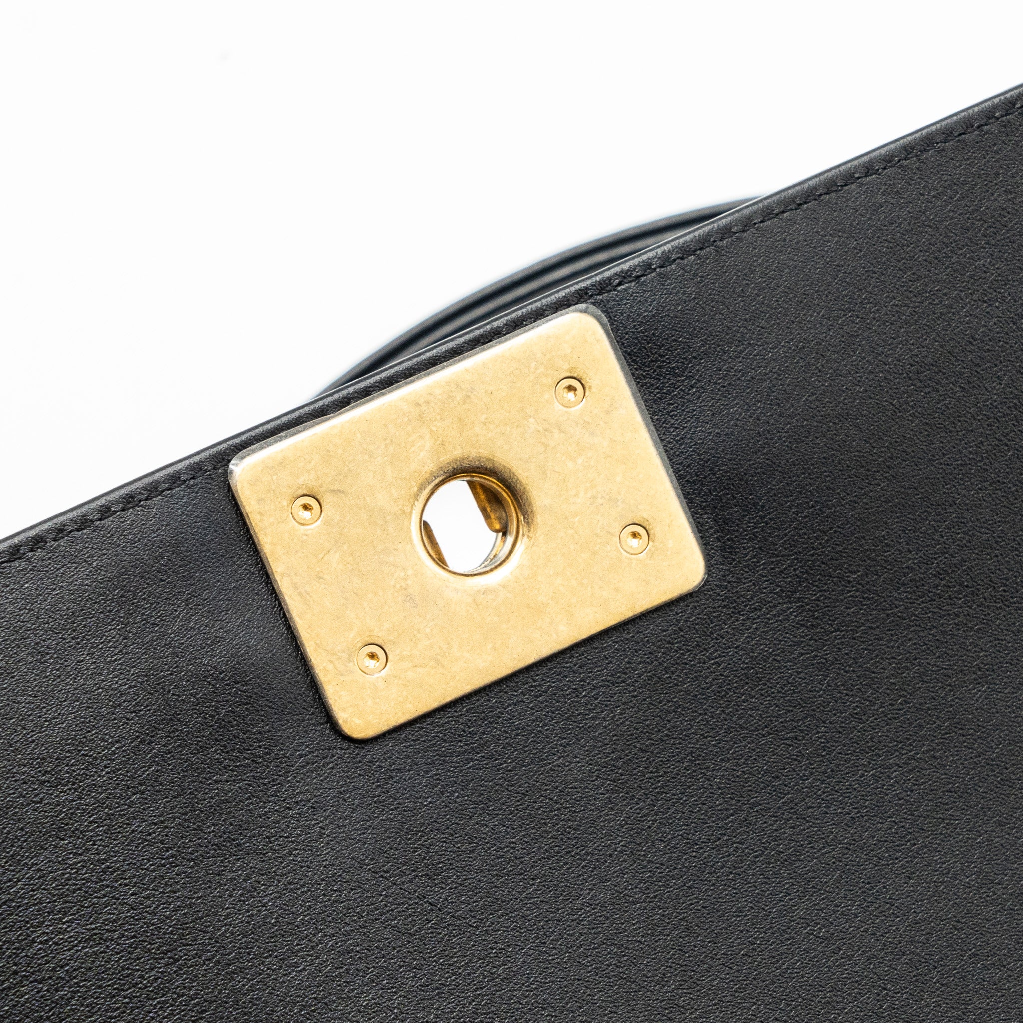CHANEL MEDIUM BOY BAG CALFSKIN BLACK GHW