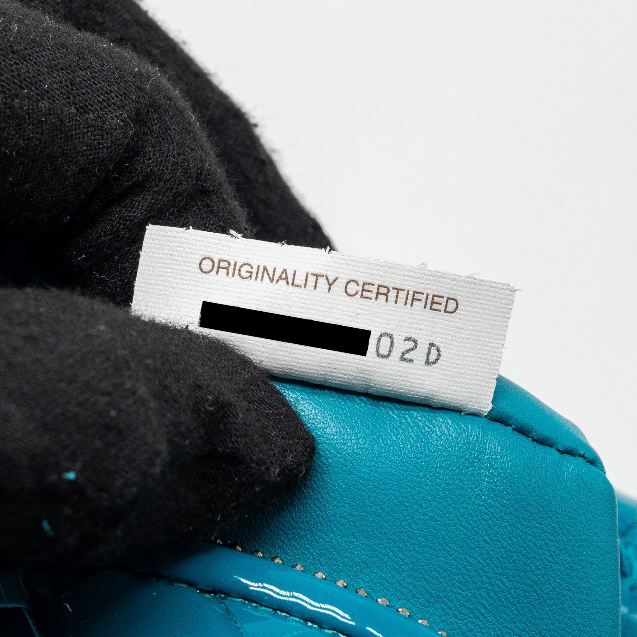 BOTTEGA VENETA MINI JODIE PATENT BLUE SHW