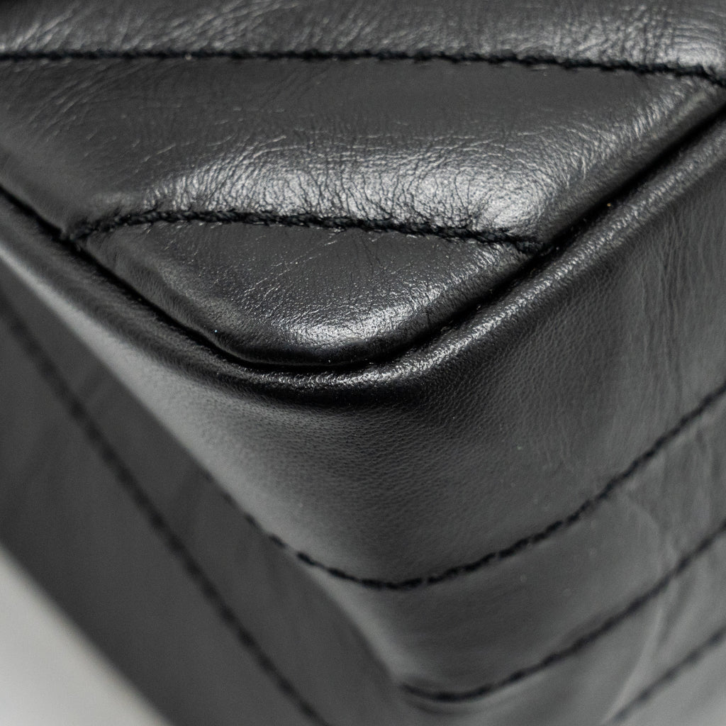 CHANEL MINI 2.55 REISSUE CHEVRON CALFSKIN BLACK GHW (MICROCHIP)