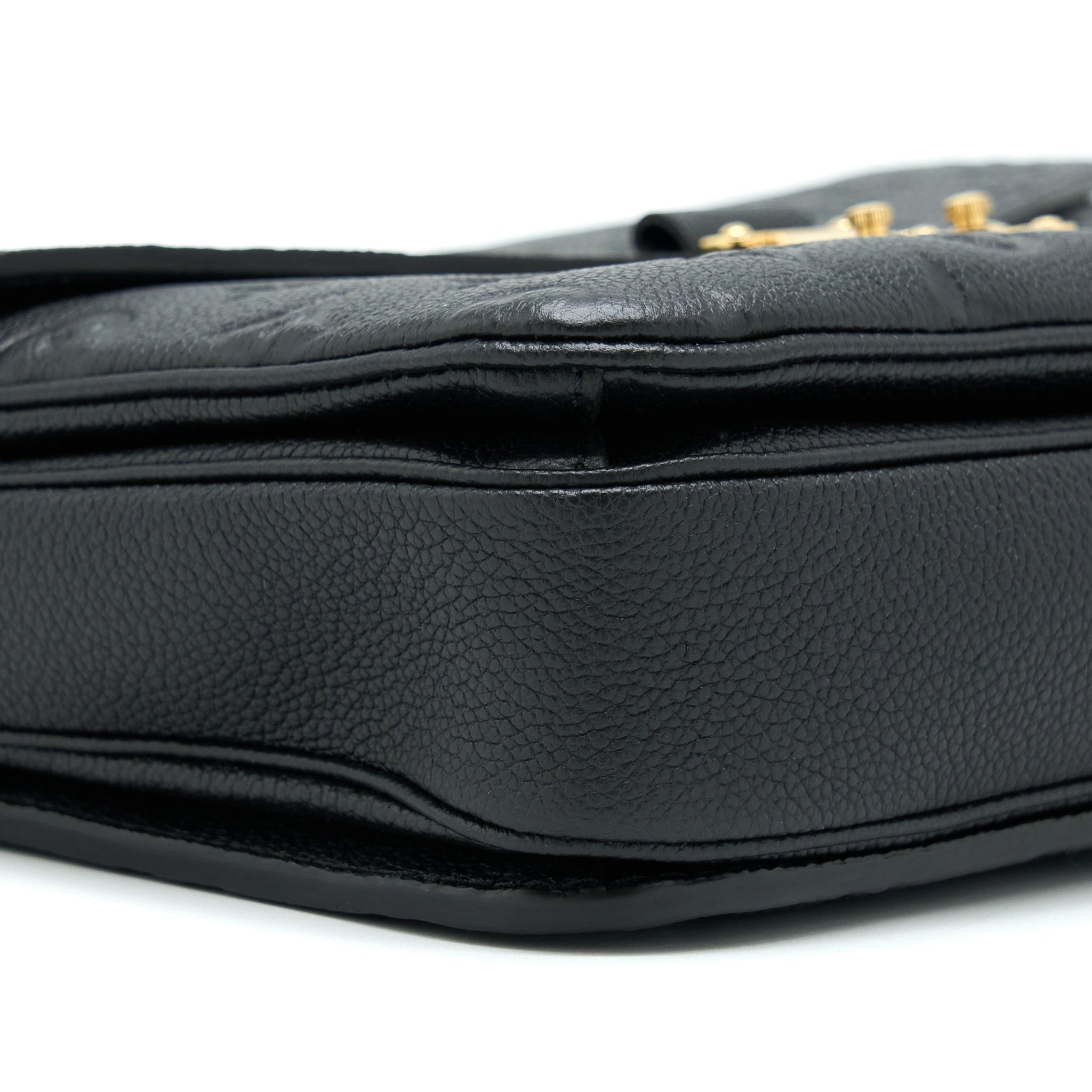 LOUIS VUITTON POCHETTE MÉTIS MONOGRAM EMPREINTE BLACK GHW