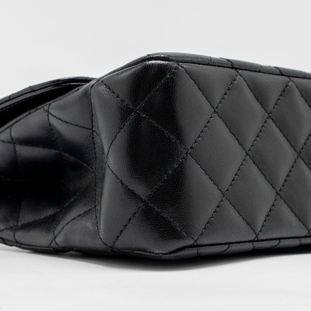 CHANEL 23A CRYSTAL TOP HANDLE FLAP BAG SHINY LAMBSKIN BLACK LGHW(MICROCHIP)