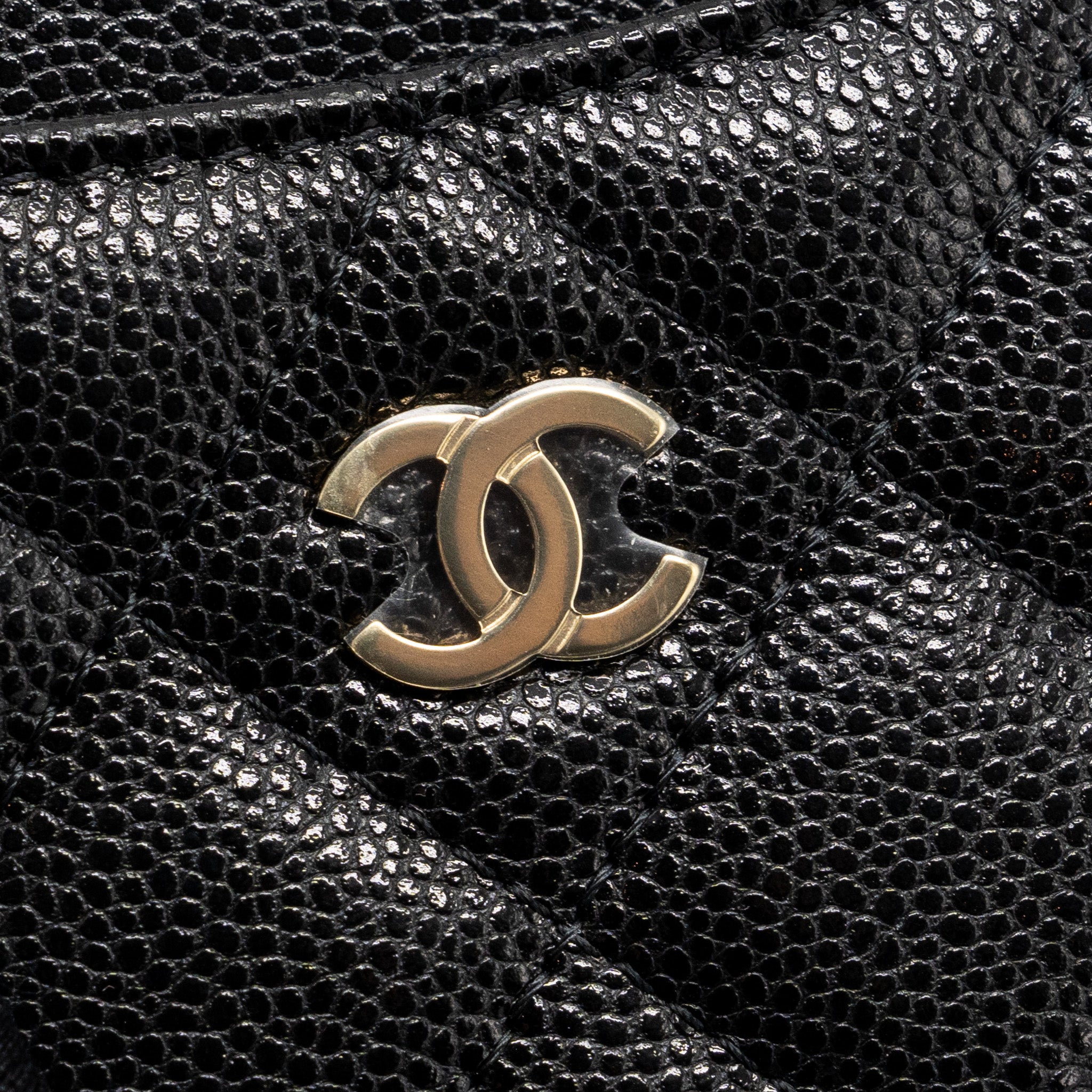 CHANEL SQUARE ZIPPER POUCH CARD HOLDER CAVIAR BLACK LGHW (MICROCHIP)