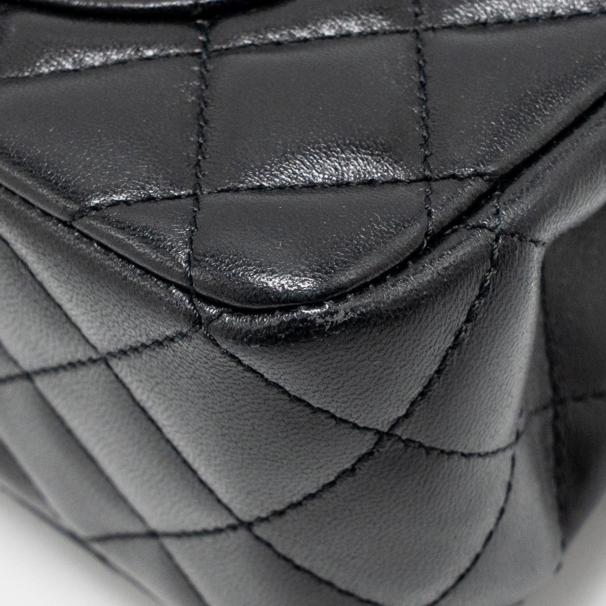CHANEL 23A CRYSTAL TOP HANDLE FLAP BAG SHINY LAMBSKIN BLACK LGHW(MICROCHIP)