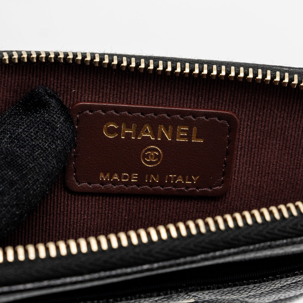 CHANEL SQUARE ZIPPER POUCH CARD HOLDER CAVIAR BLACK LGHW (MICROCHIP)