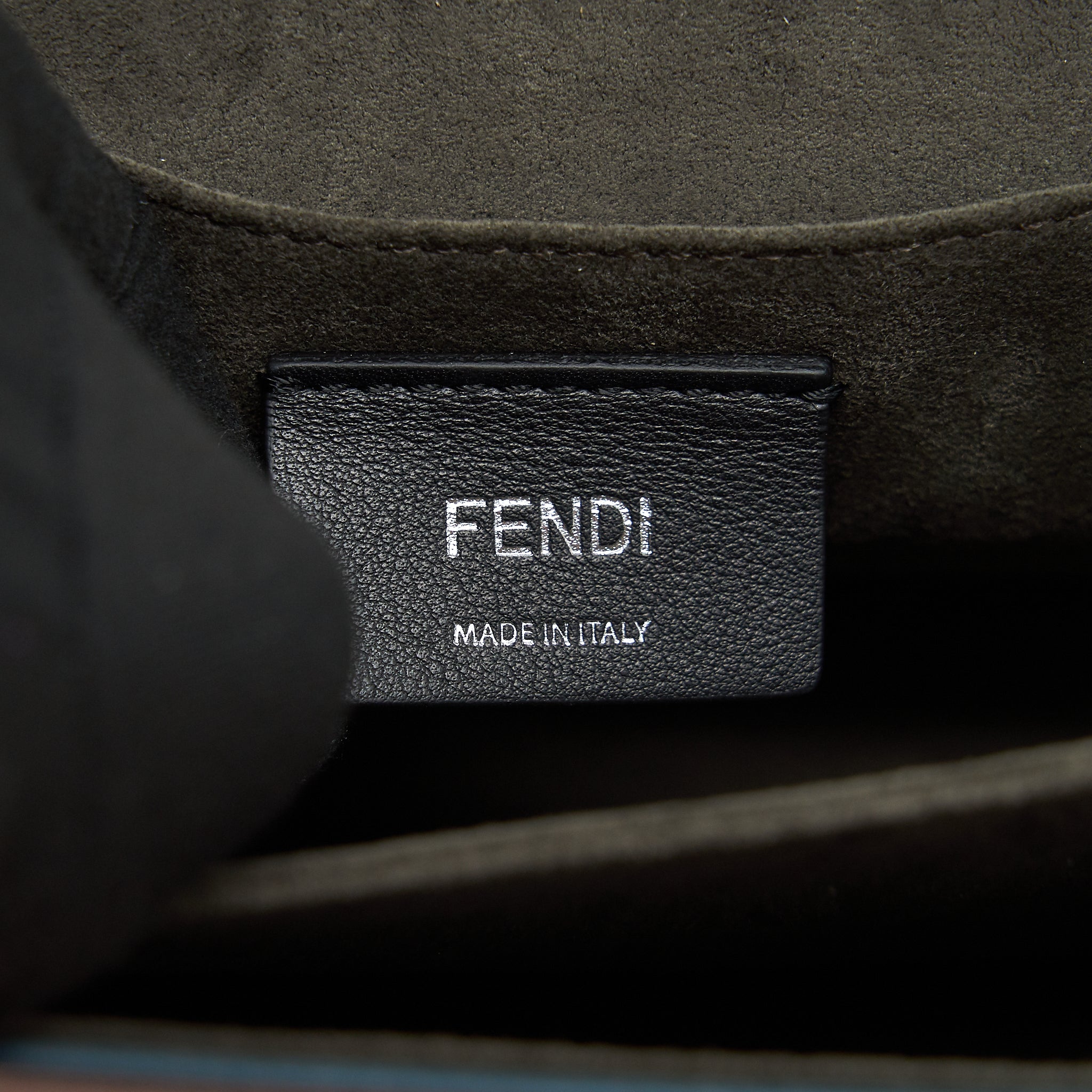 FENDI KAN I WITH EXTRA BAG CHARM PINK