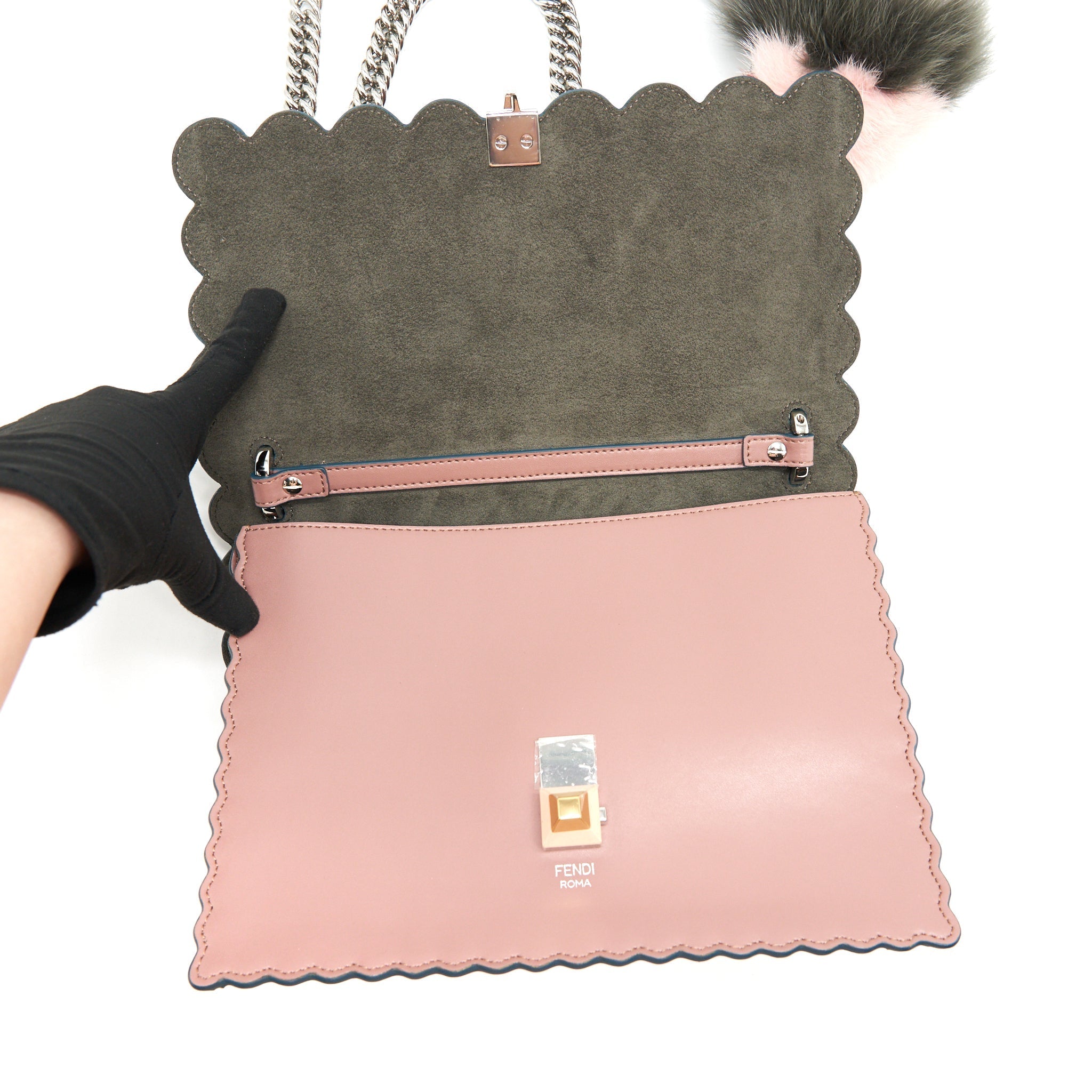FENDI KAN I WITH EXTRA BAG CHARM PINK