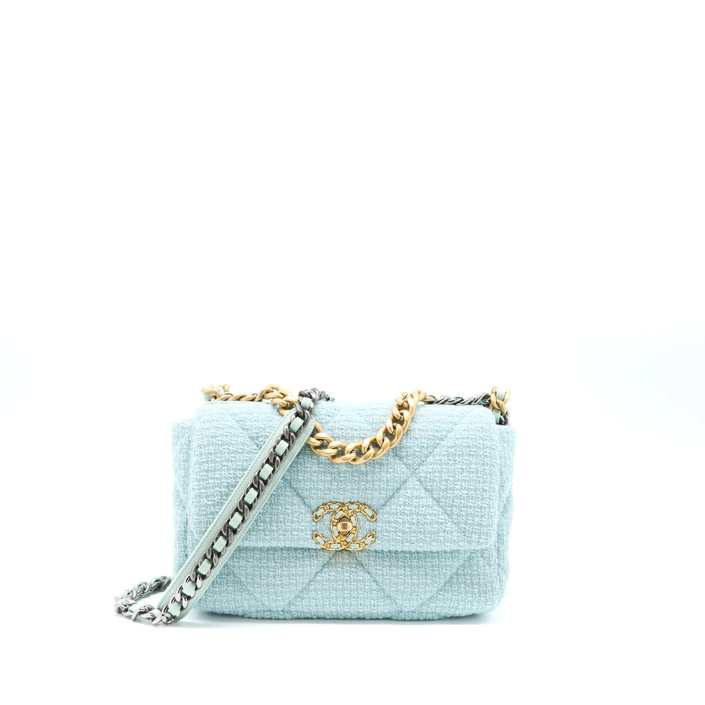 CHANEL 22B SMALL 19 BAG TWEED LIGHT GREEN MULTICOLOUR HARDWARE (MICORCHIP)