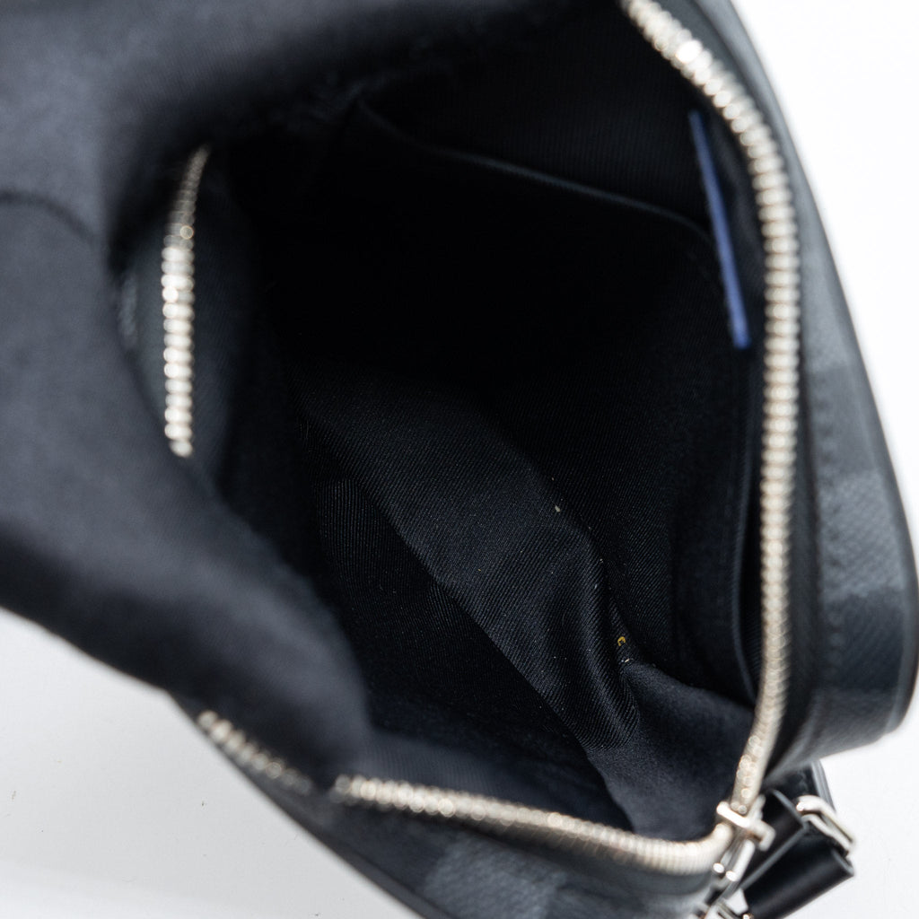 LOUIS VUITTON GRAPHITE MAP DANUBE PM CROSSBODY BAG DAMIER CANVAS / MULTICOLOR SHW