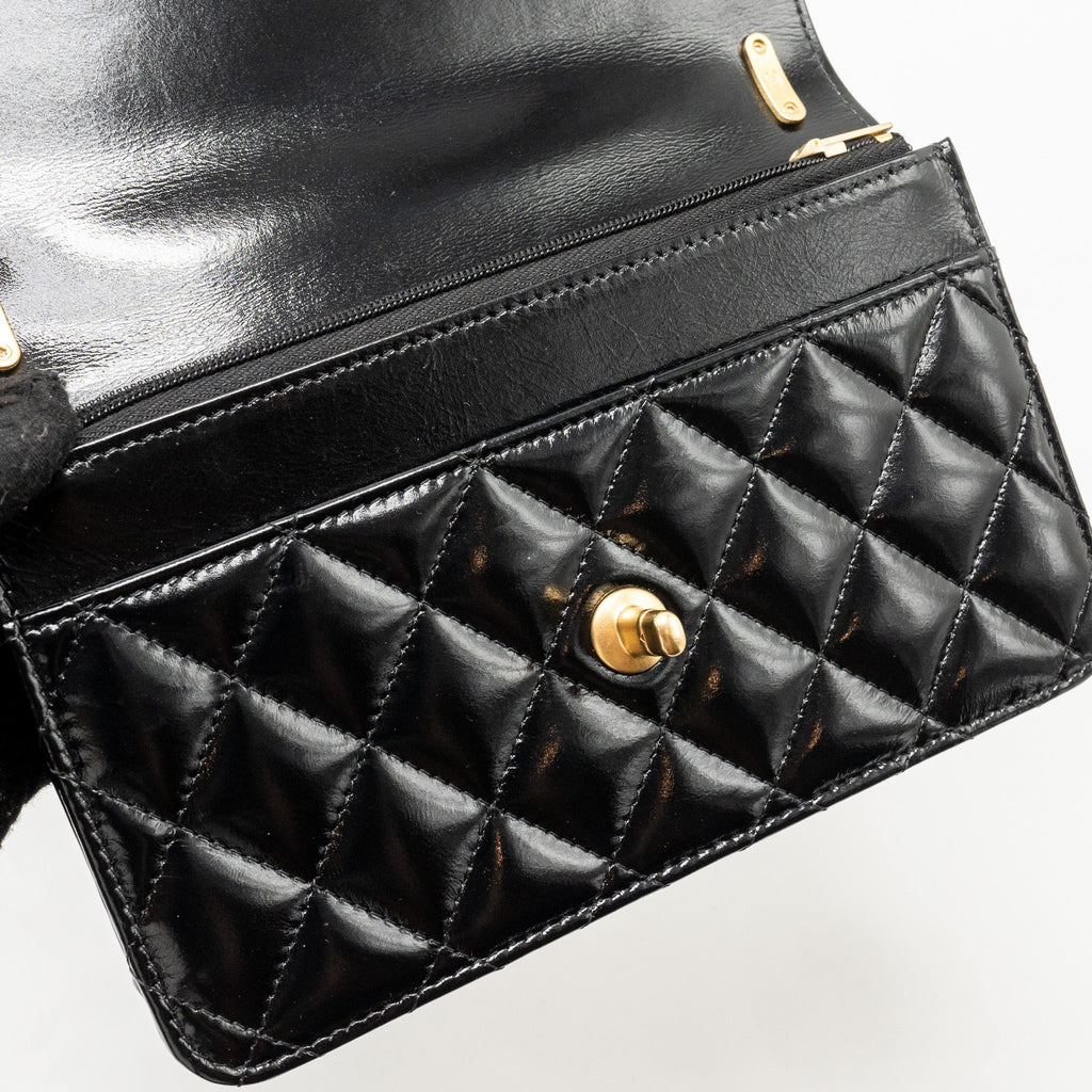 CHANEL 24A WALLET ON CHAIN SHINY CALFSKIN BLACK GHW (MICROCHIP)