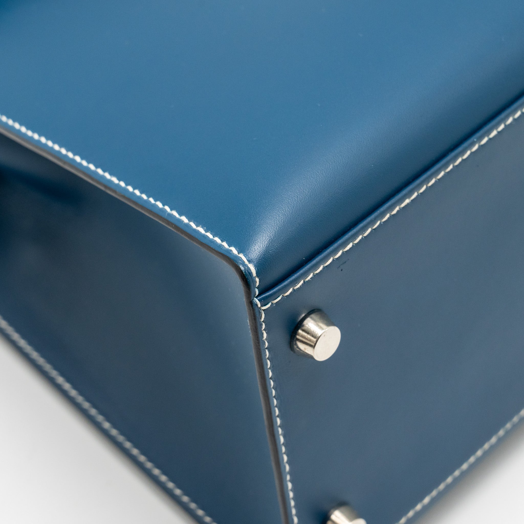 HERMES KELLY 28 CALFSKIN BLUE SHW SQUARE H