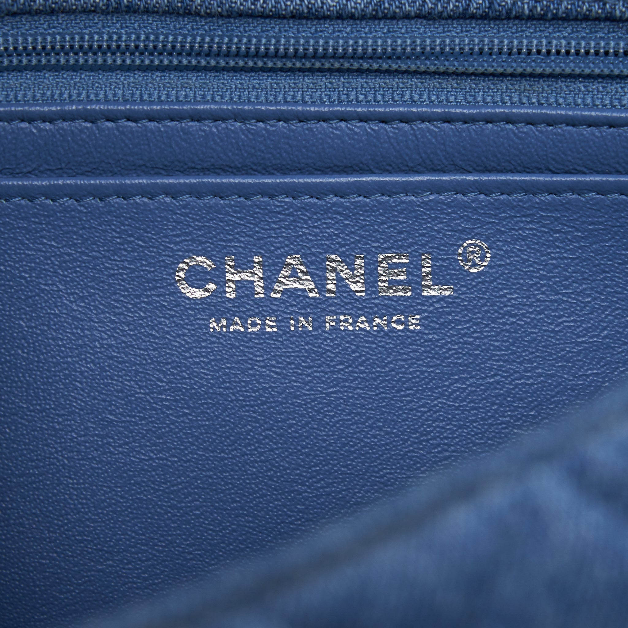 CHANEL CLASSIC FLAP MEDIUM DENIM SHW