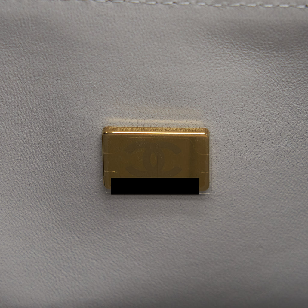 CHANEL 21A SMALL CLASSIC DOUBLE FLAP BAG CAVIAR NC634 LIGHT GREY LGHW