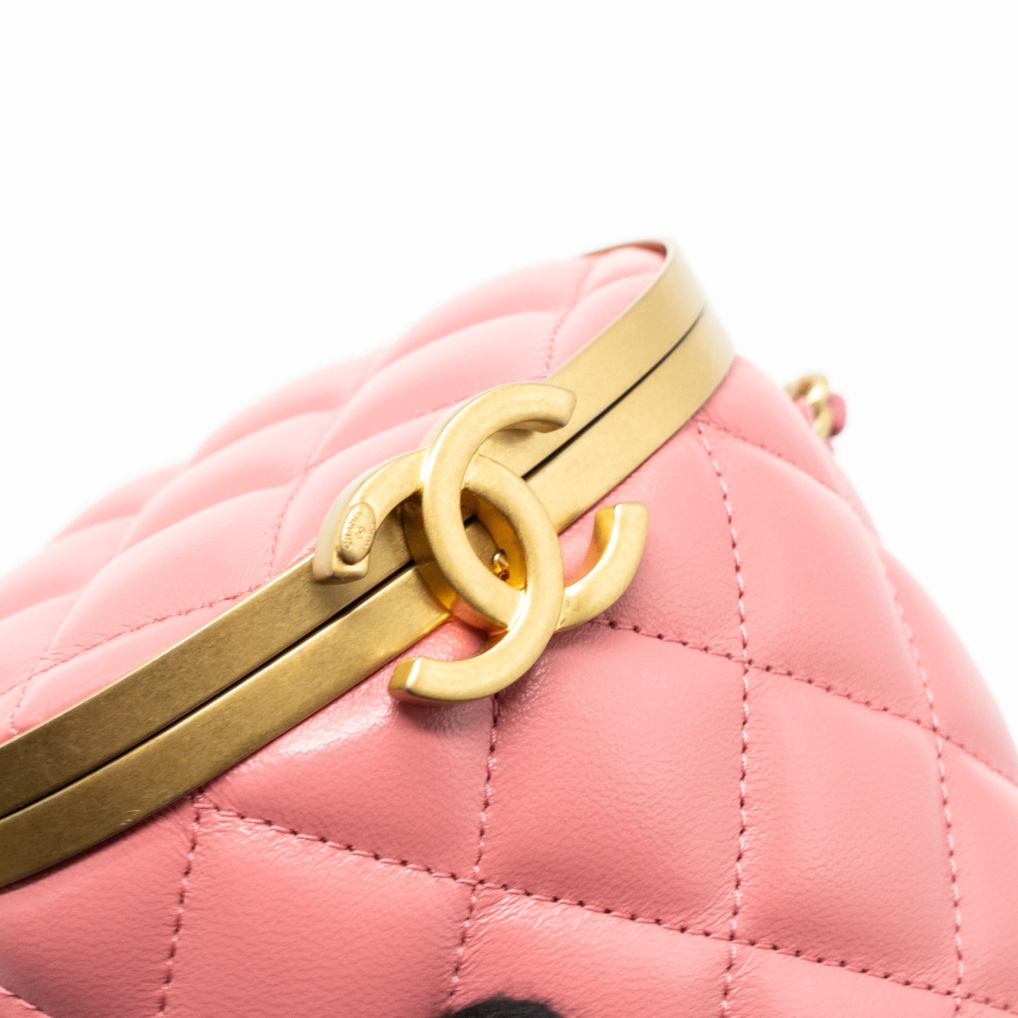 CHANEL ROUND VANITY CASE WITH CHAIN LAMBSKIN PINK GHW(MICROCHIP)