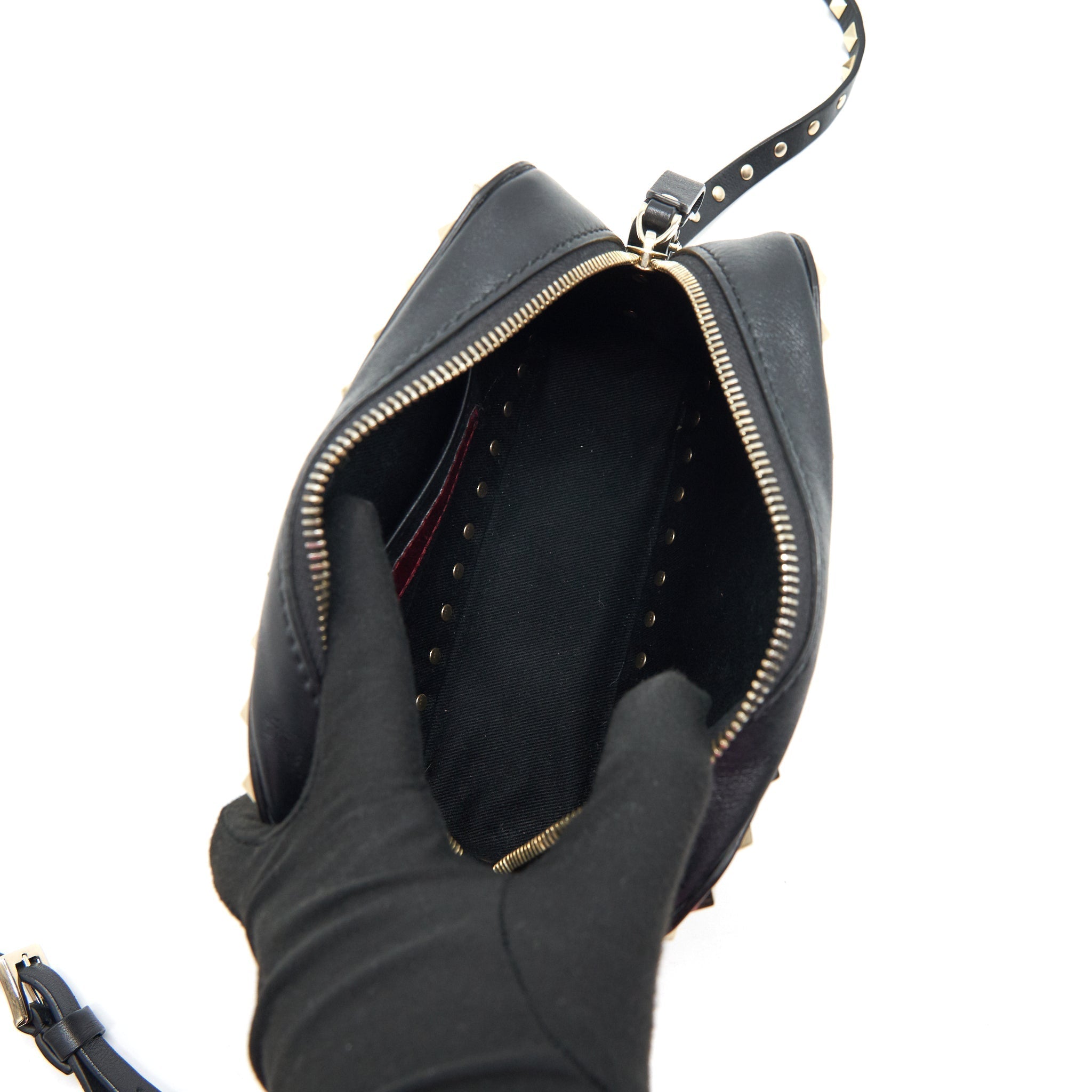 VALENTINO ROCKSTUD CROSSBODY CAMERA BAG BLACK
