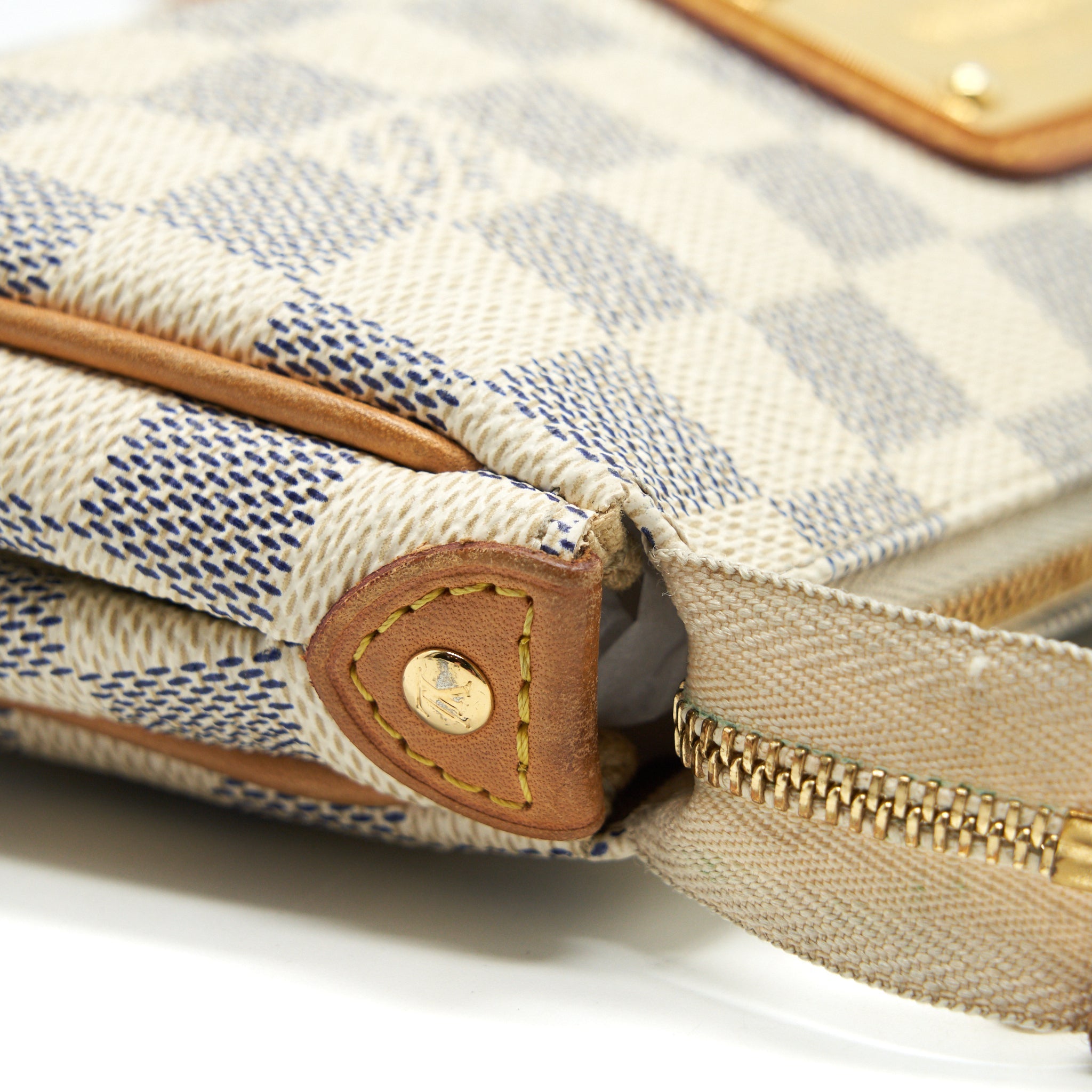 LOUIS VUITTON EVA CROSSBODY BAG IN DAMIER AZUR