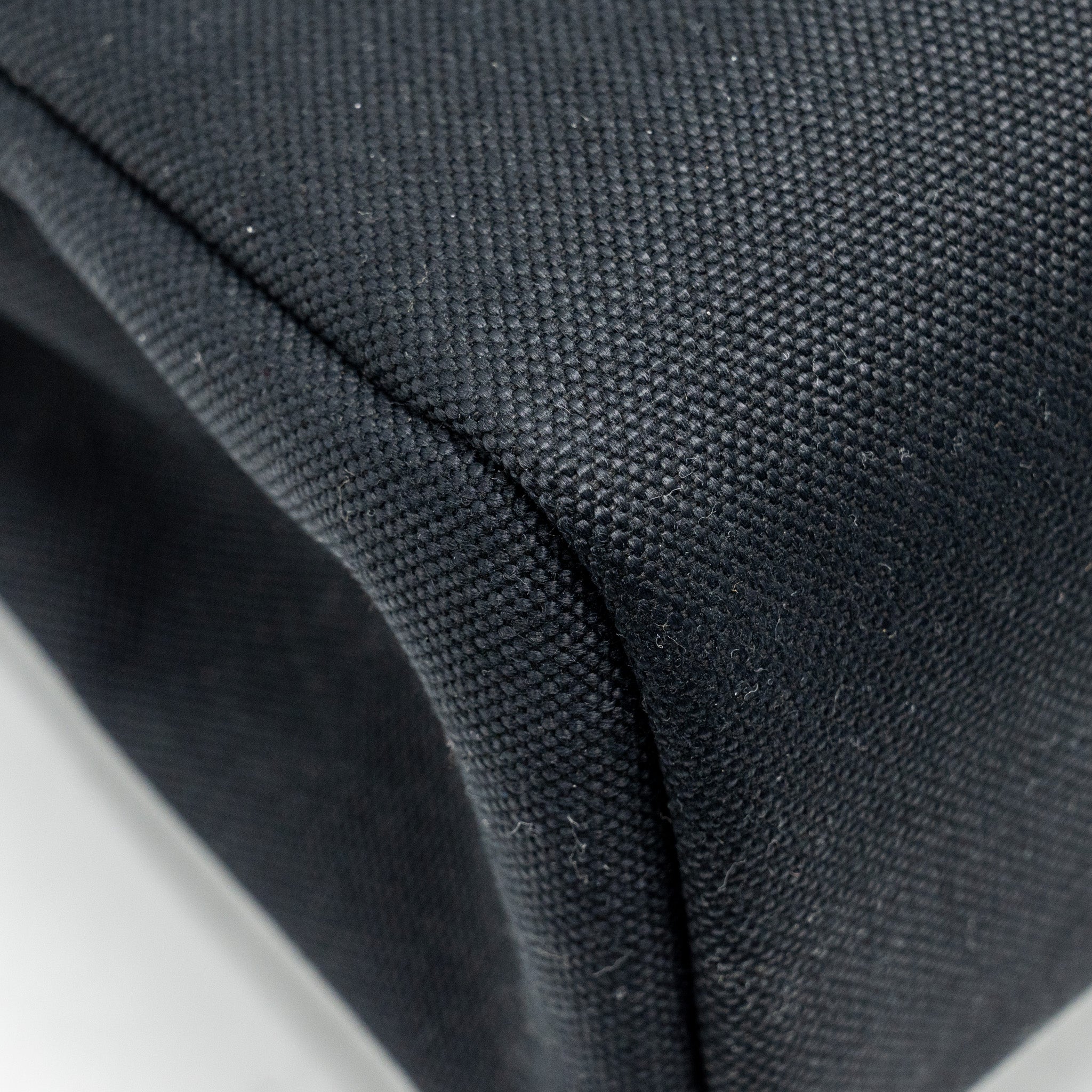 HERMES HERBAG 31 ZIP BAG CANVAS/HUNTER BLACK SHW