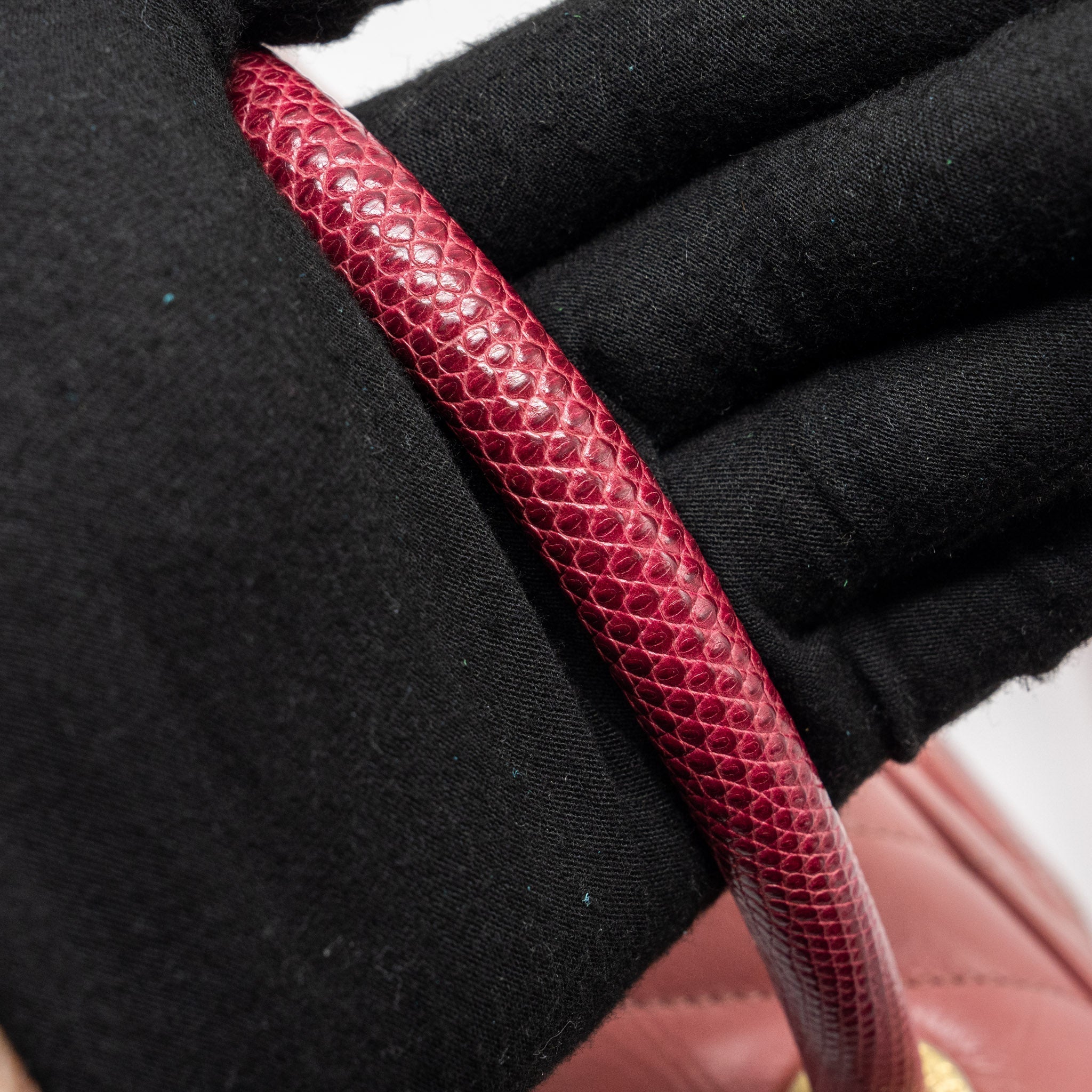 CHANEL MEDIUM COCO HANDLE CALFSKIN / LIZARD HANDLE PINK GHW