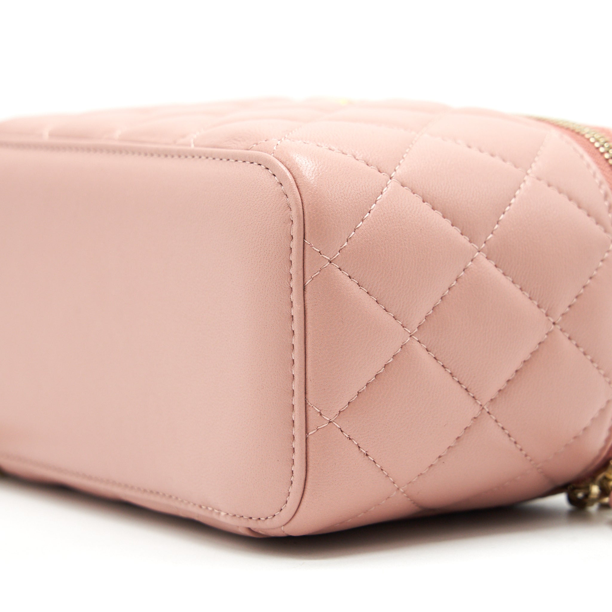 CHANEL 21B DARK PINK PEARL CRUSH RECTANGULAR VANITY