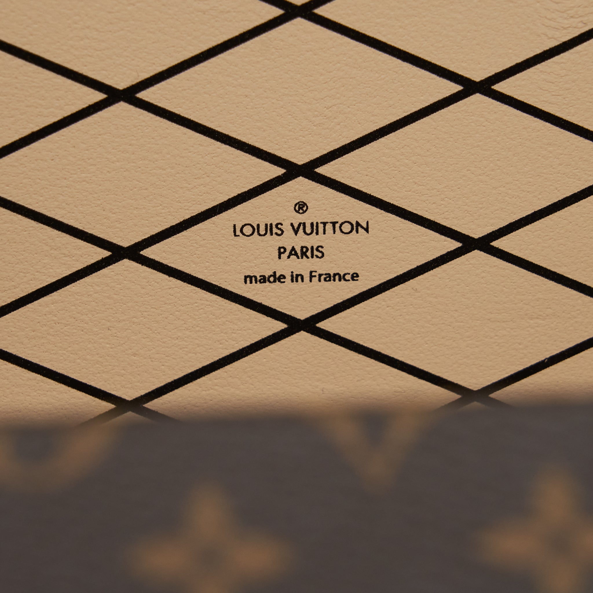 LOUIS VUITTON PETITE MALLE MONOGRAM CANVAS AND LEATHER GHW