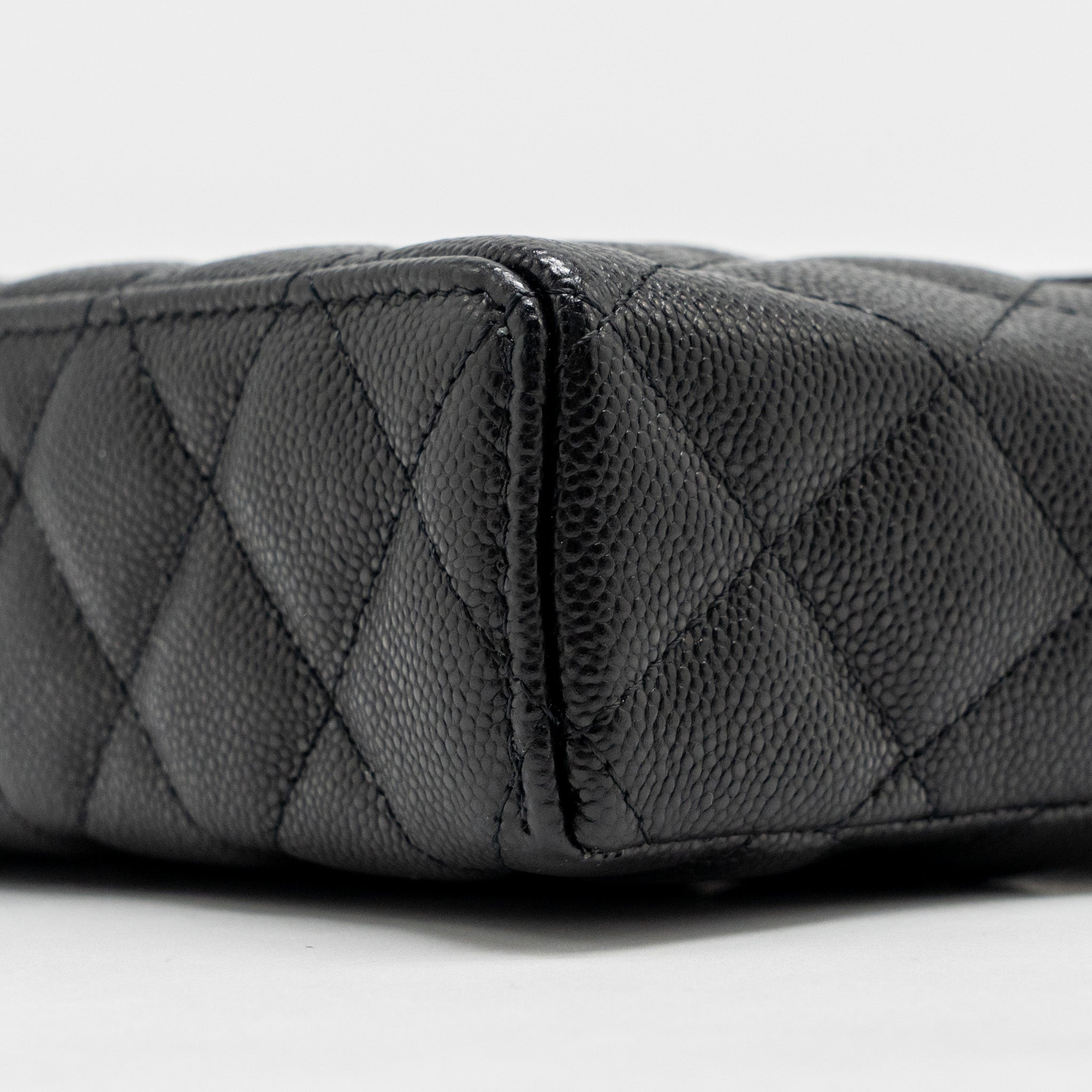 CHANEL 25P CC TOP HANDLE VANITY BAG CAVIAR BLACK LGHW(MICROCHIP)