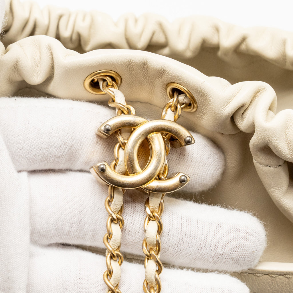 CHANEL BUCKET BAG LAMBSKIN CREAMY WHITE GHW