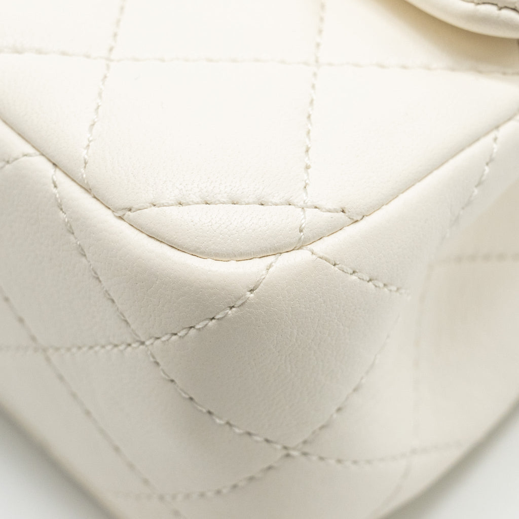 CHANEL 23C PEARL CRUSH MINI RECTANGULAR FLAP BAG LAMBSKIN WHITE LGHW (MICROCHIP)