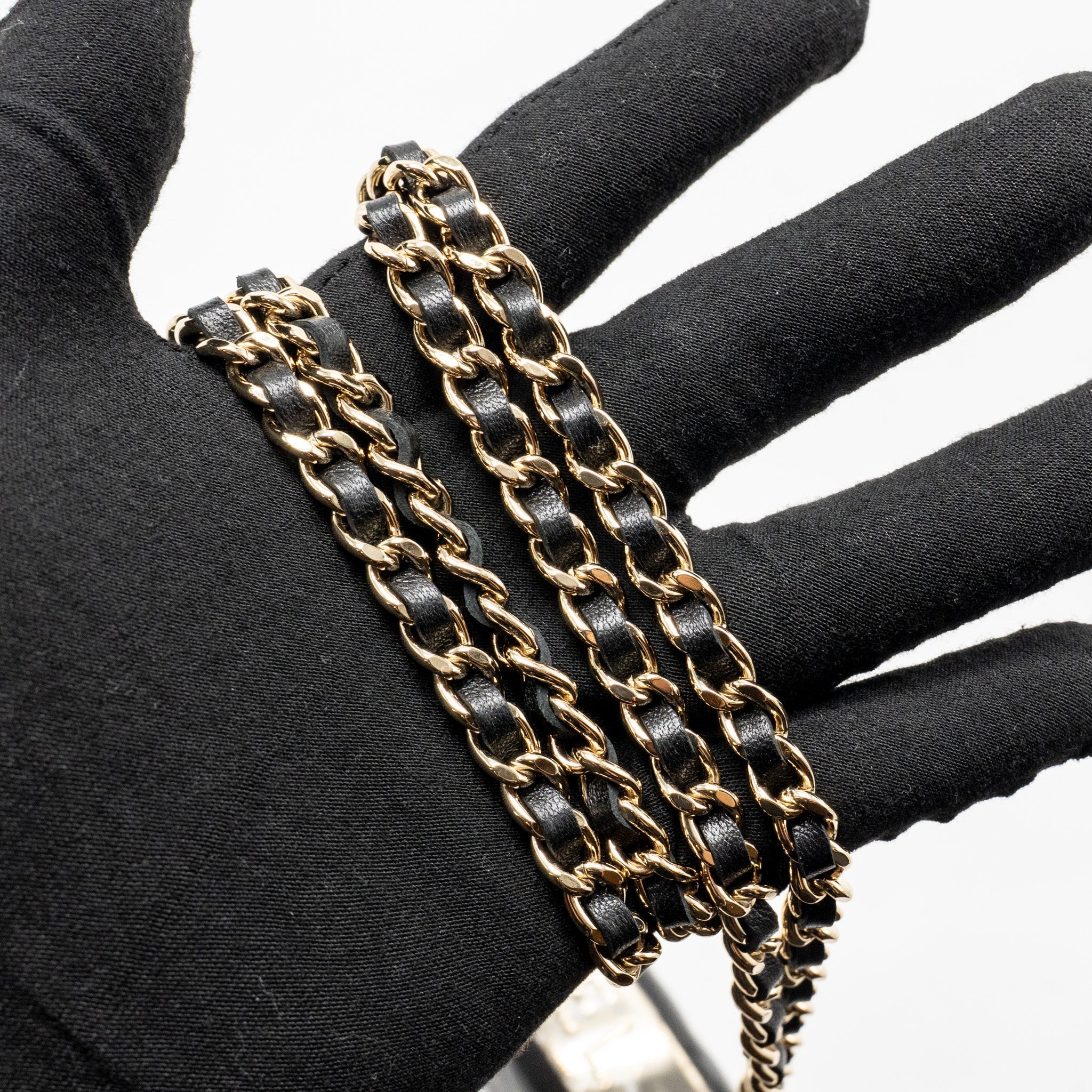 CHANEL TRENDY CC WALLET ON CHAIN LAMBSKIN BLACK LGHW (MICROCHIP)