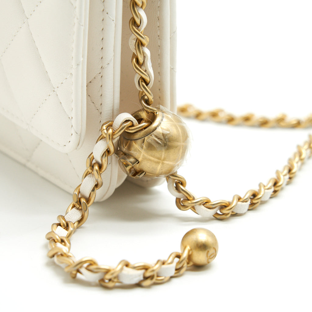 CHANEL PEARL CRUSH WALLET ON CHAIN WHITE GHW