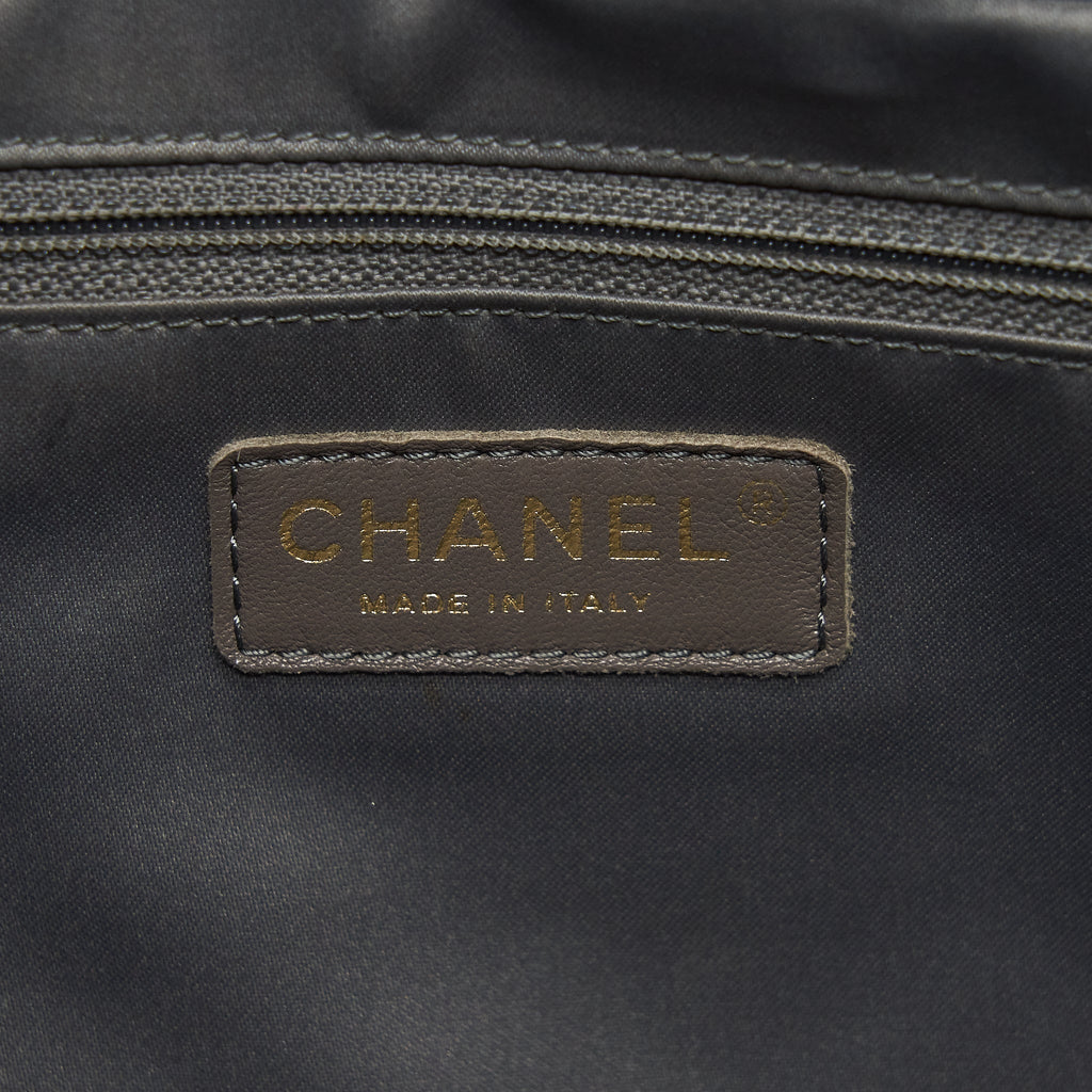 CHANEL GRAND SHOPPING TOTE XL CAVIAR NAVY BLUE GHW