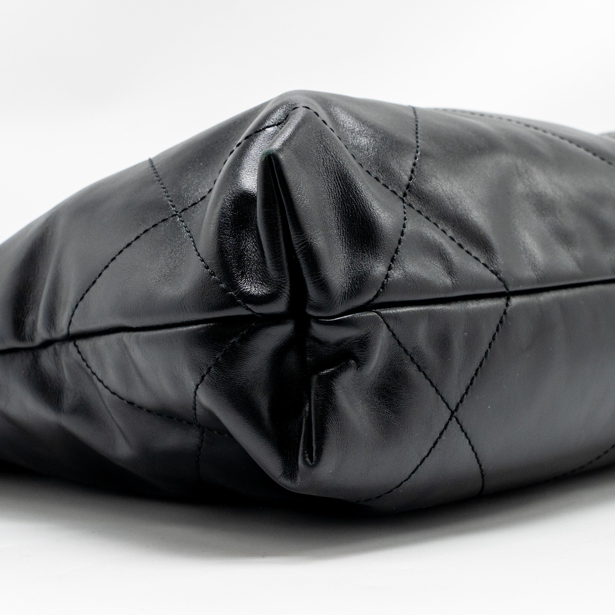 CHANEL SMALL 22 BAG SHINY CALFSKIN BLACK GHW (MICROCHIP)
