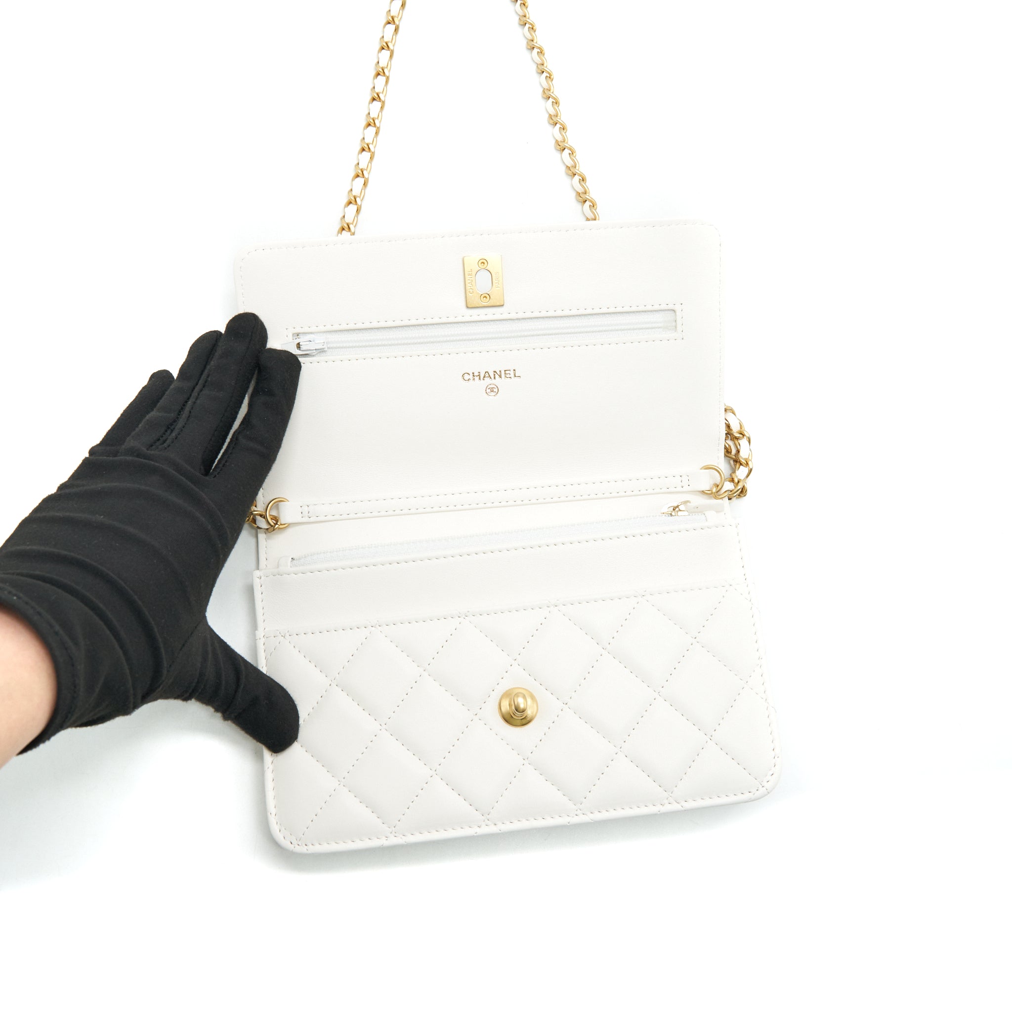 CHANEL PEARL CRUSH WALLET ON CHAIN LAMBSKIN WHITE GHW (MICROCHIP)